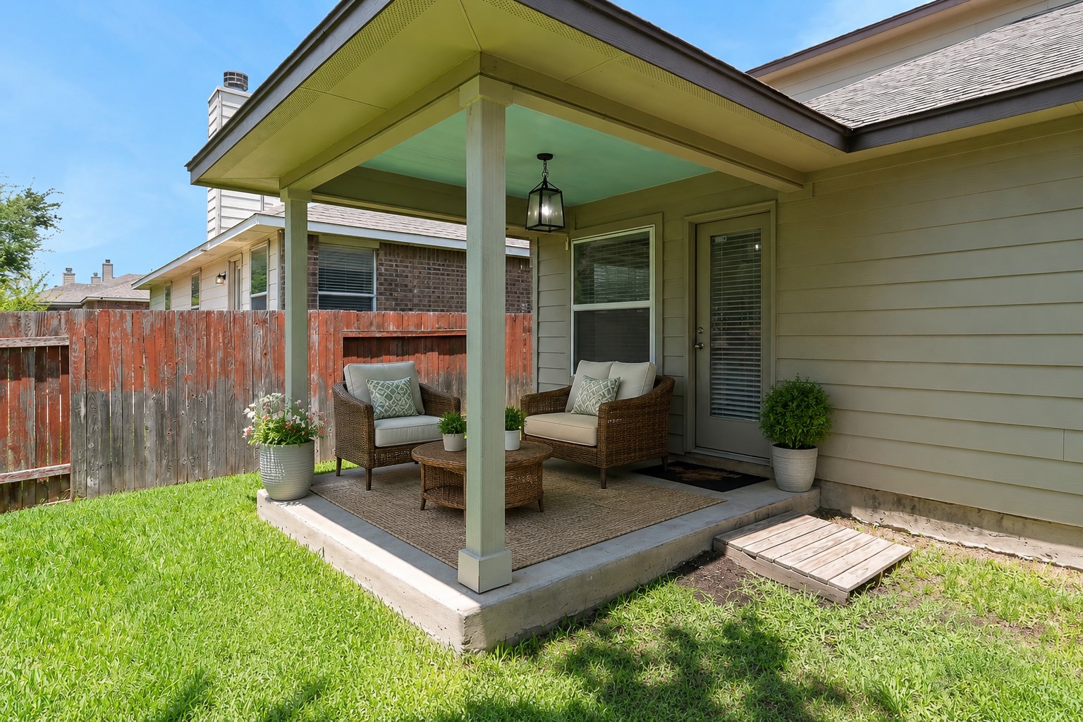 main property photo 26