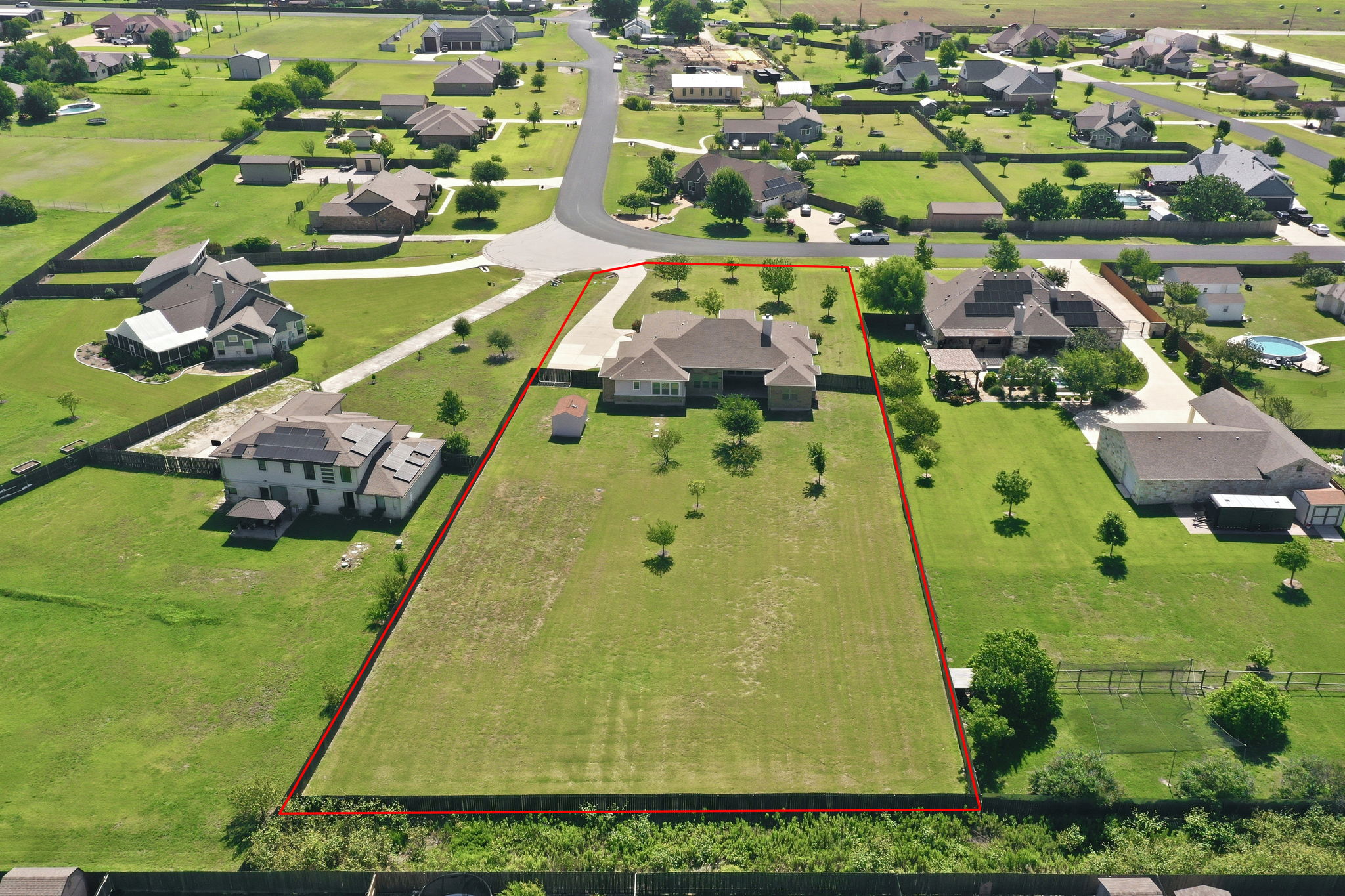 main property photo 29