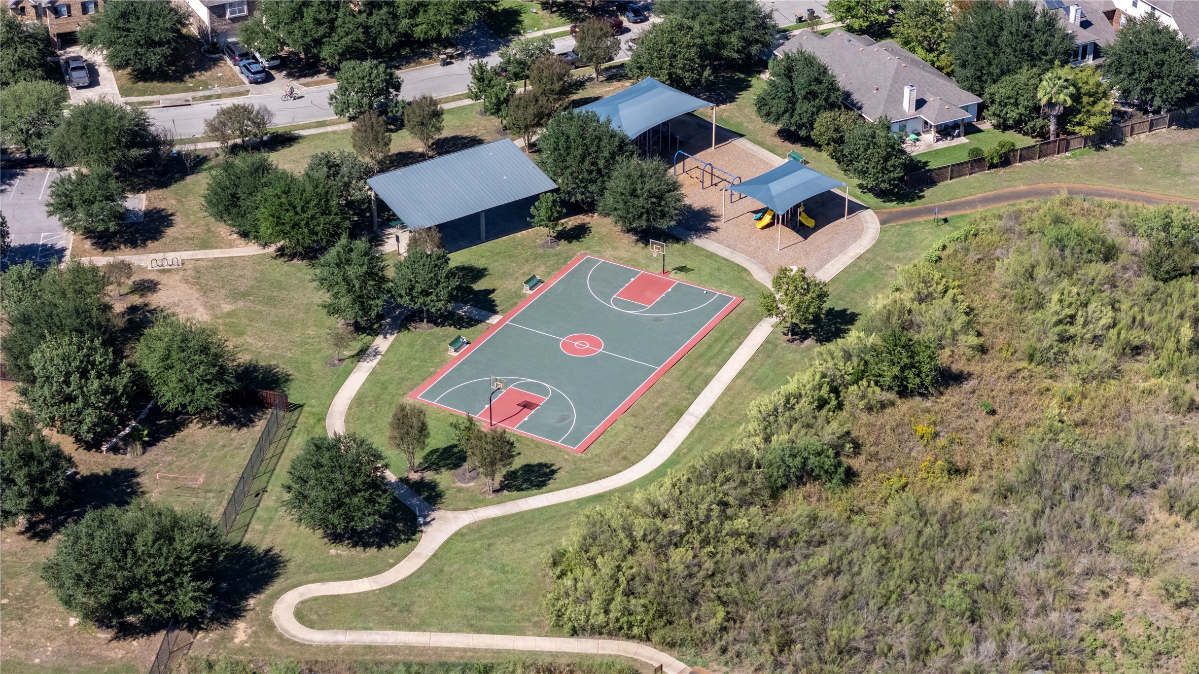 main property photo 35