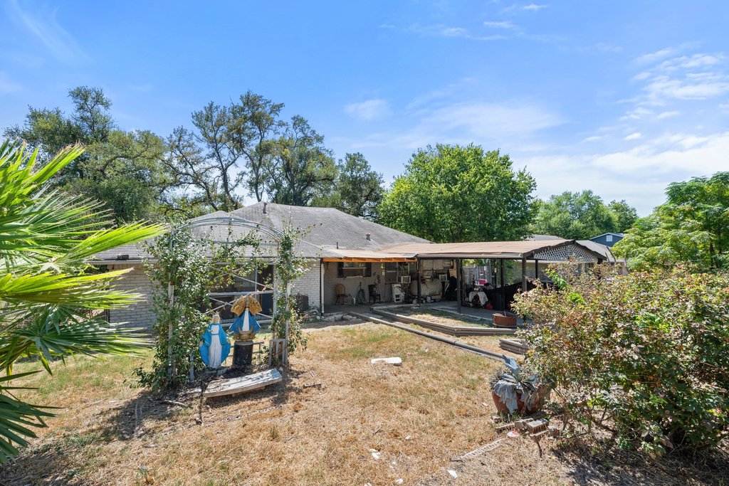 main property photo 6