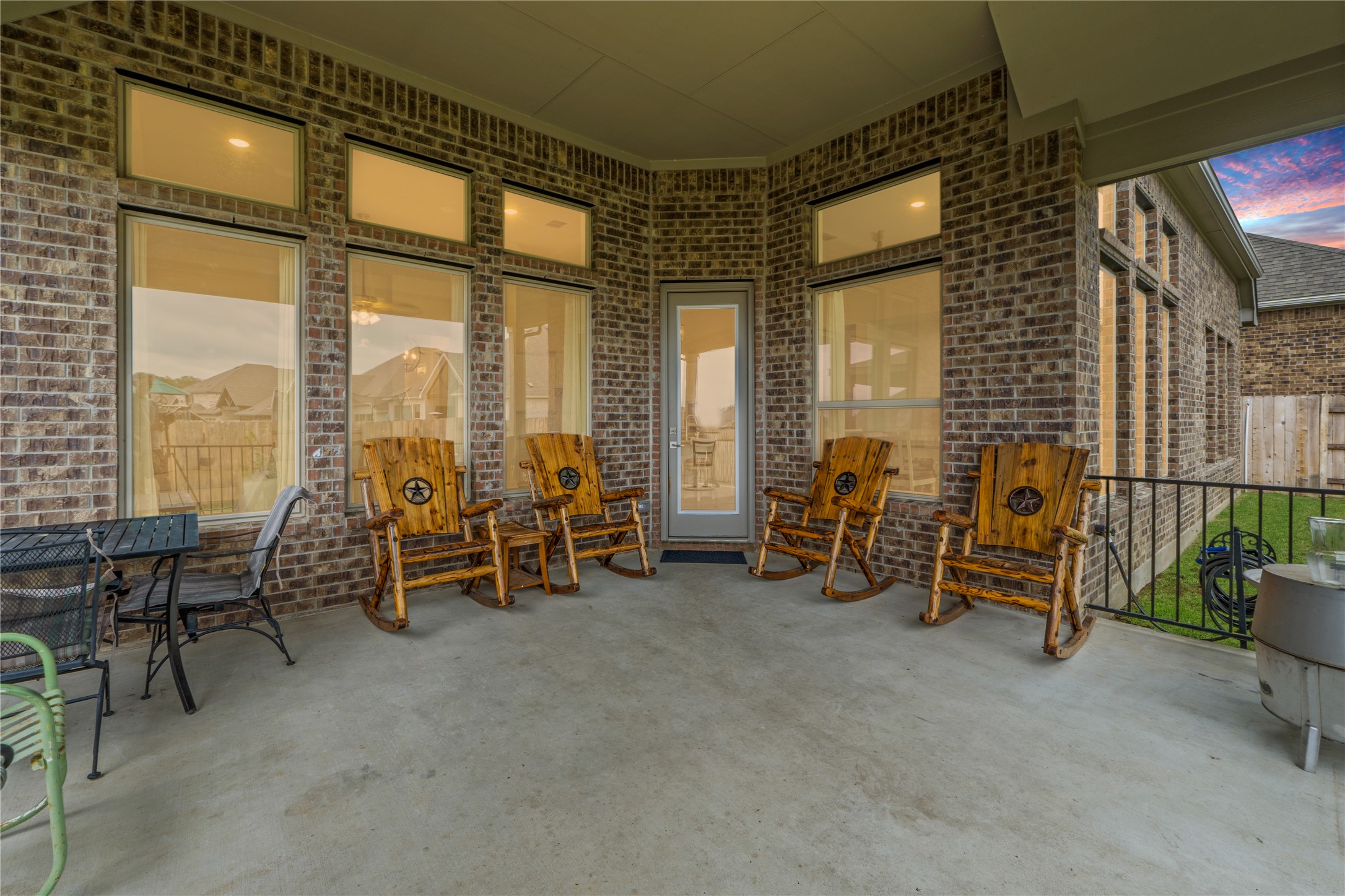 main property photo 26