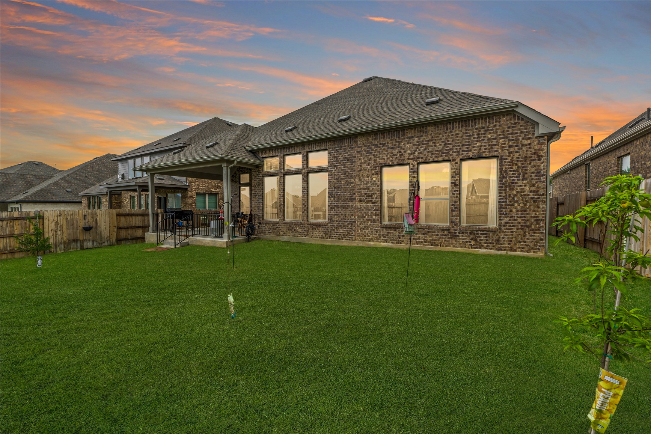 main property photo 27
