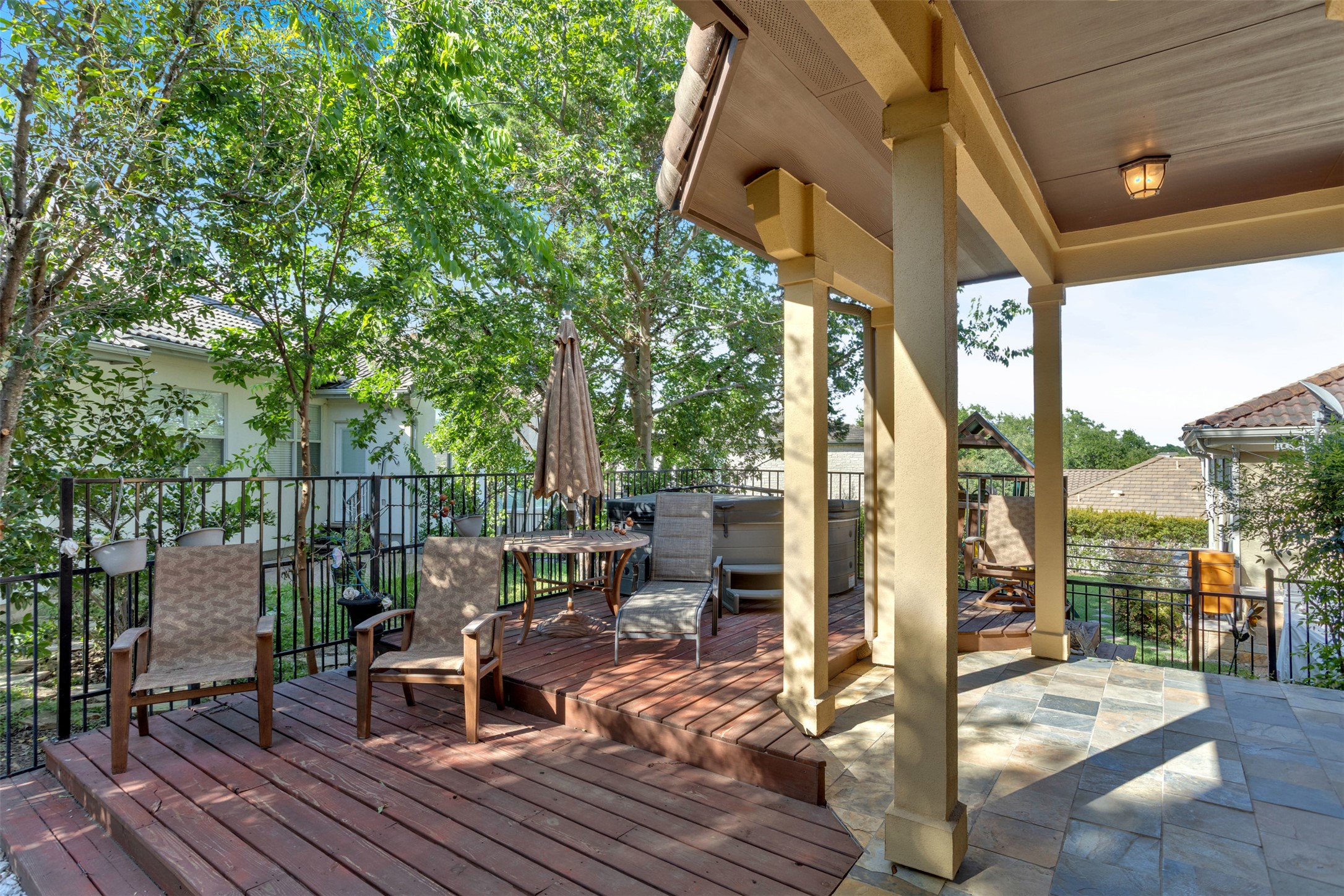main property photo 31