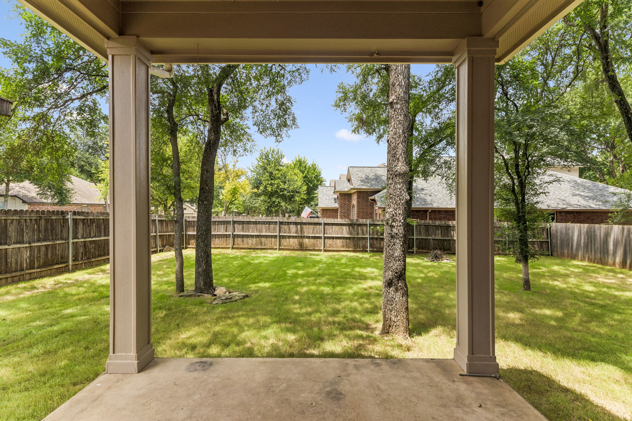 main property photo 22