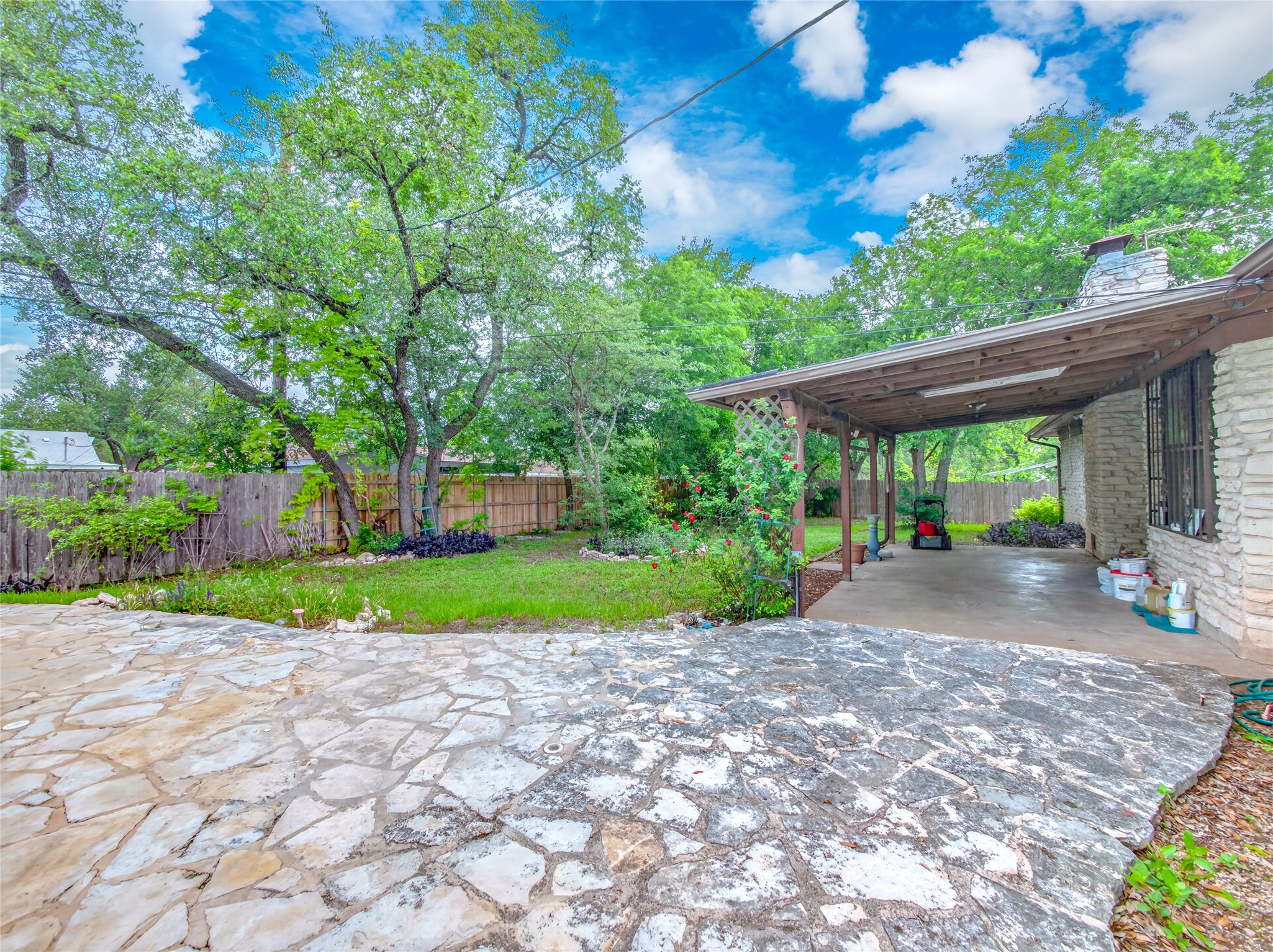 main property photo 35