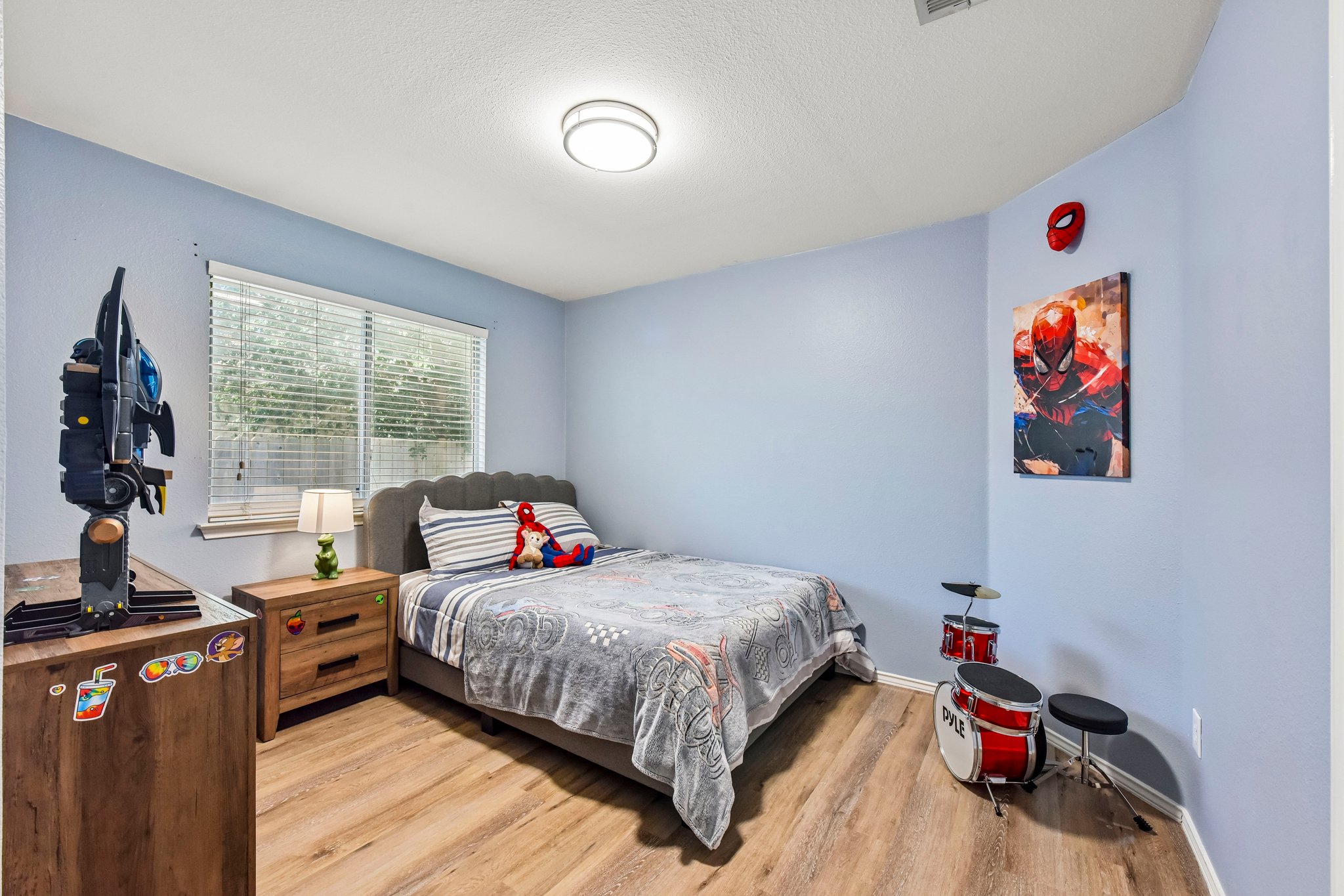 main property photo 21