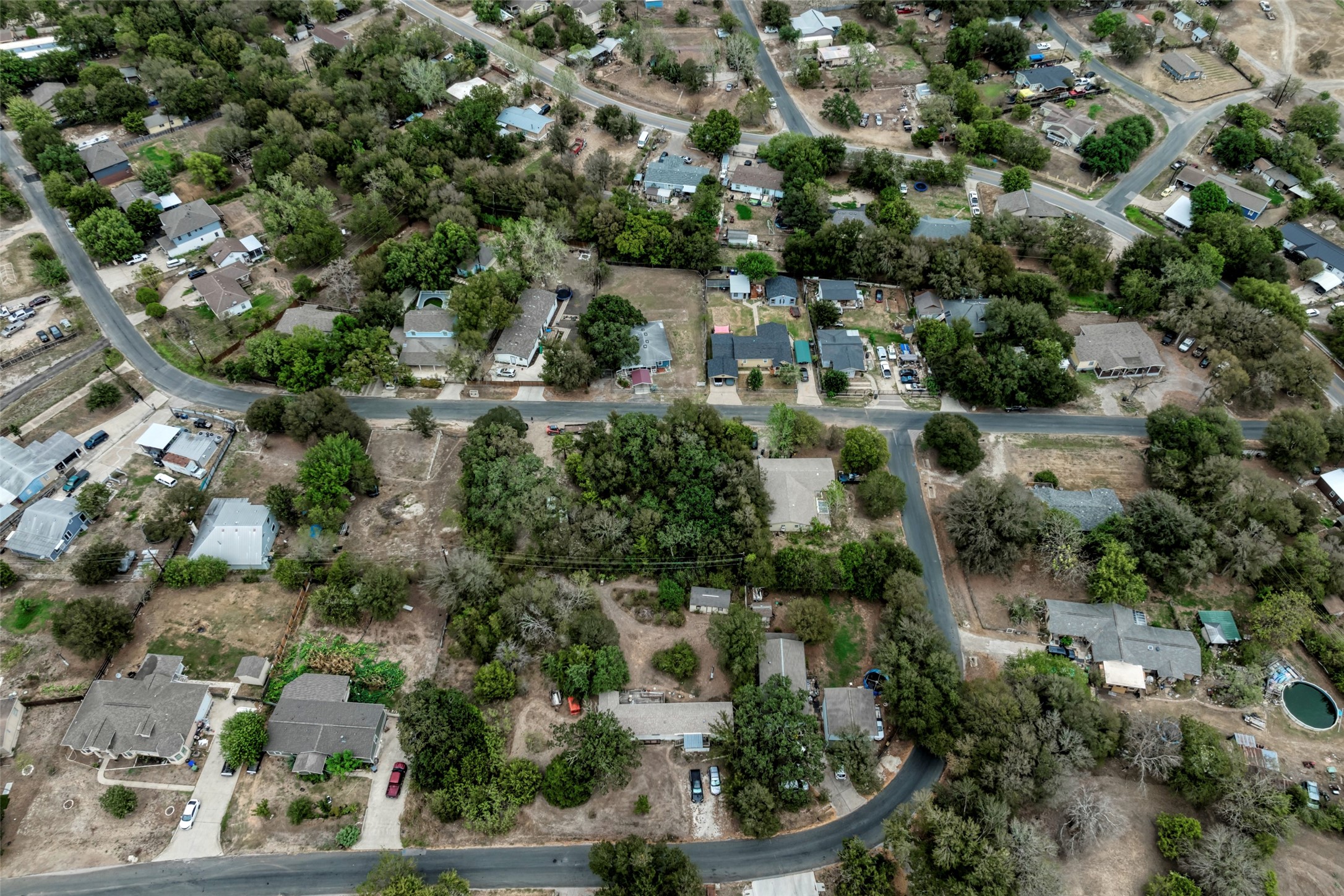 main property photo 13