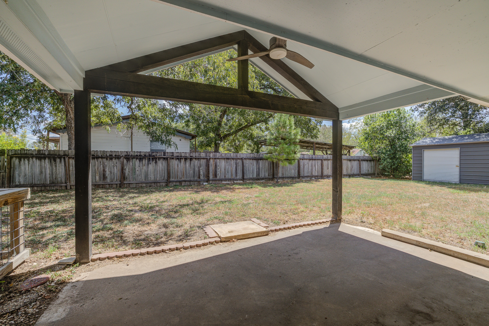 main property photo 35