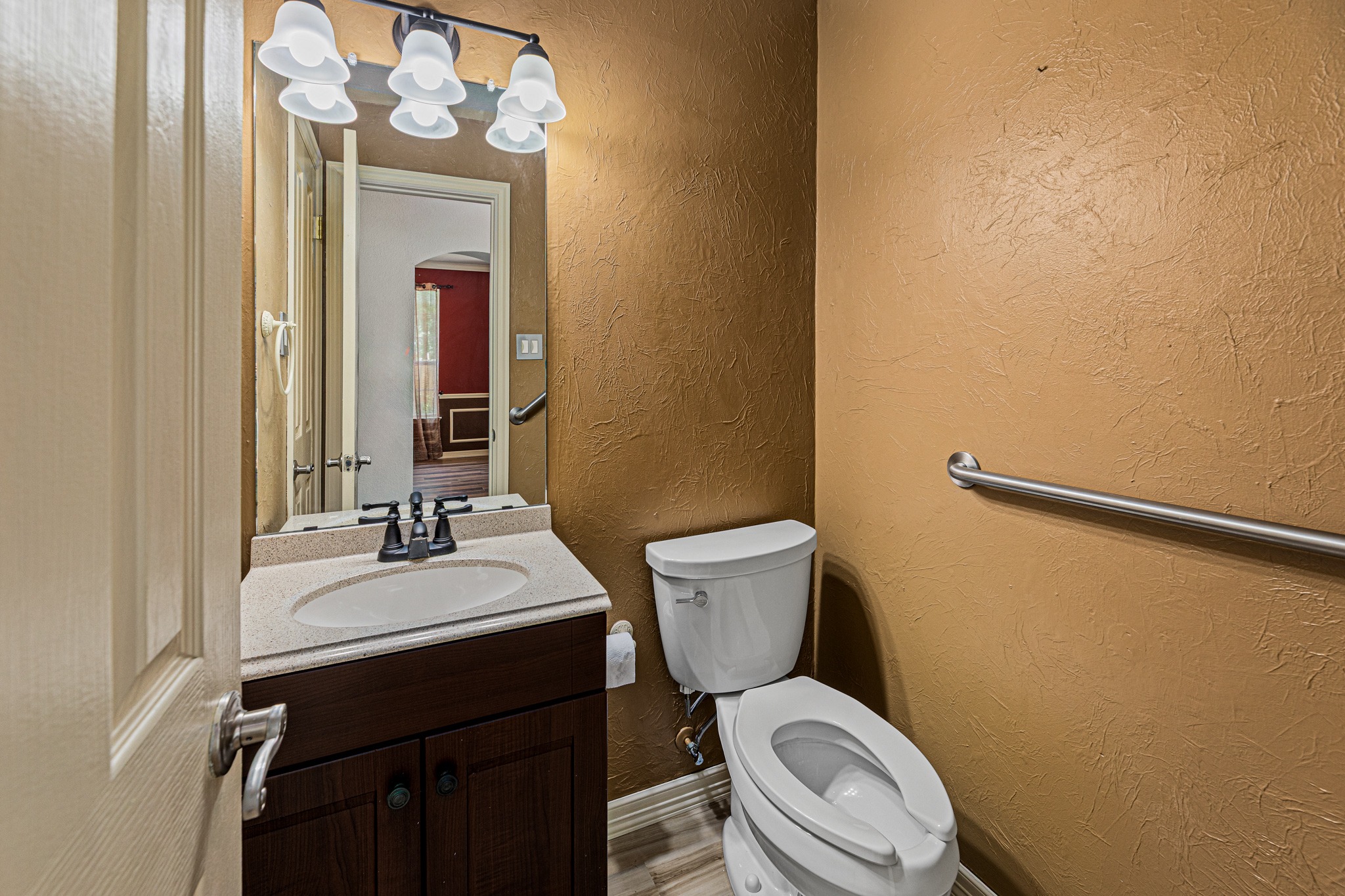 main property photo 26