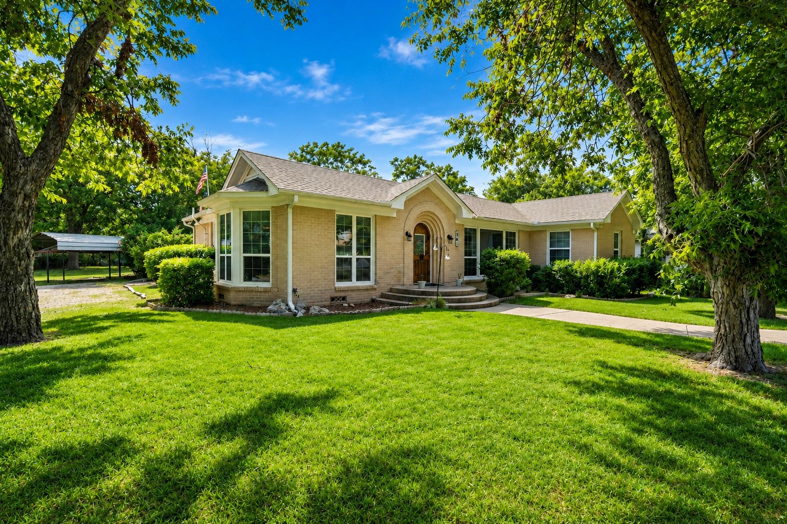 main property photo 1
