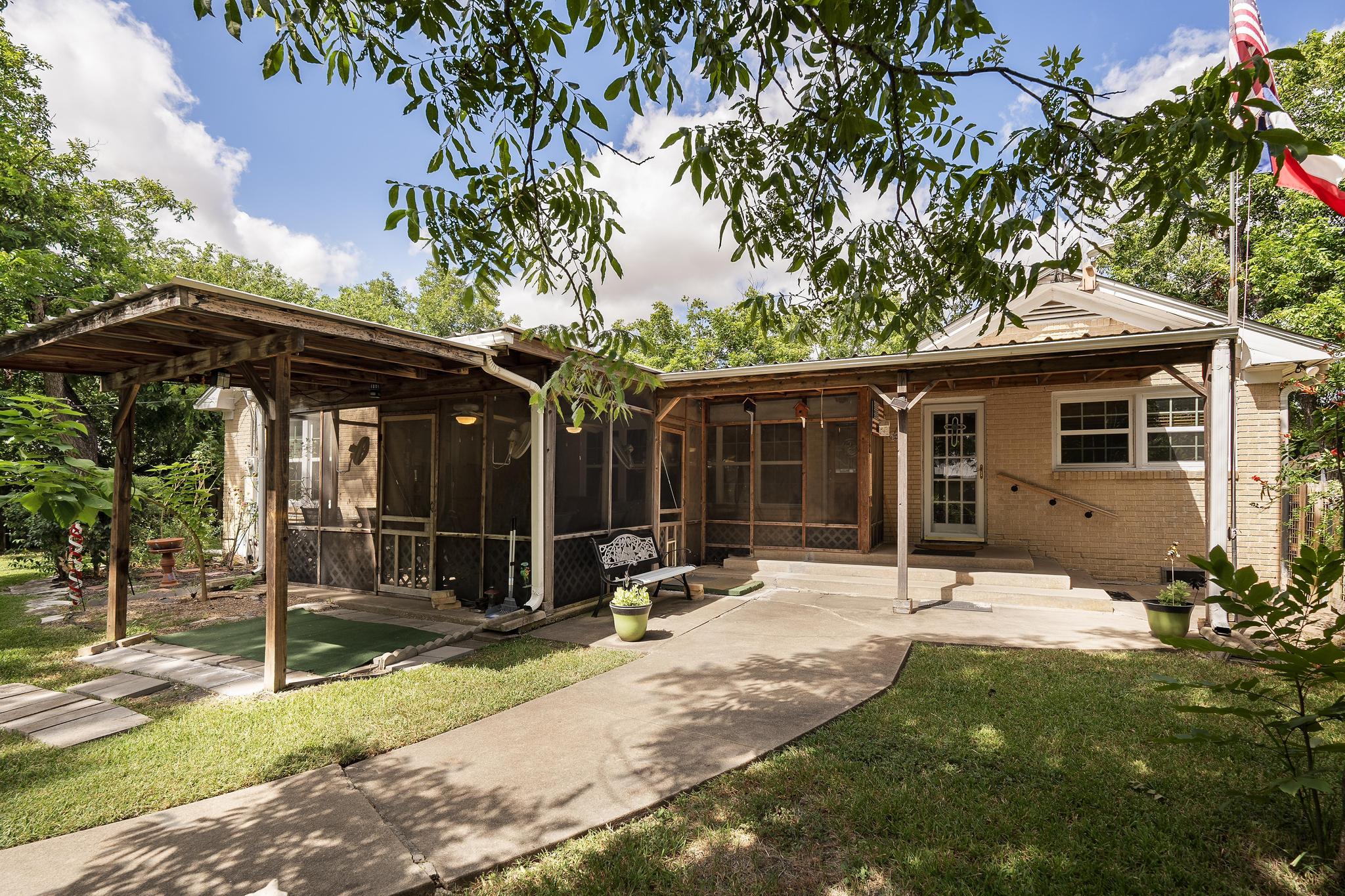 main property photo 21