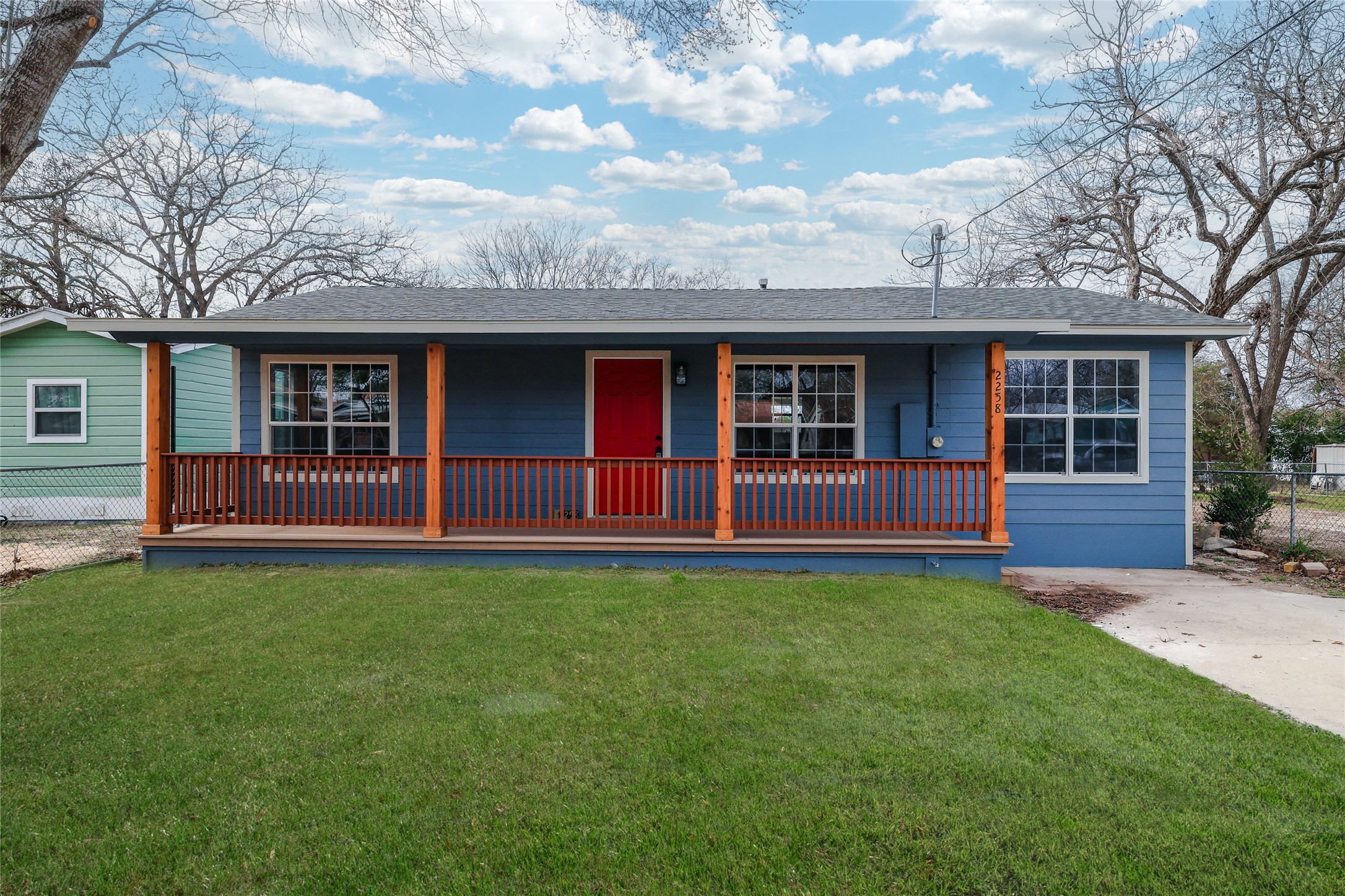 main property photo 1