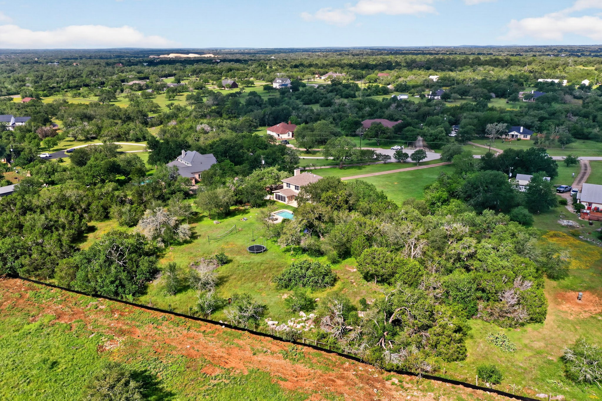 main property photo 34