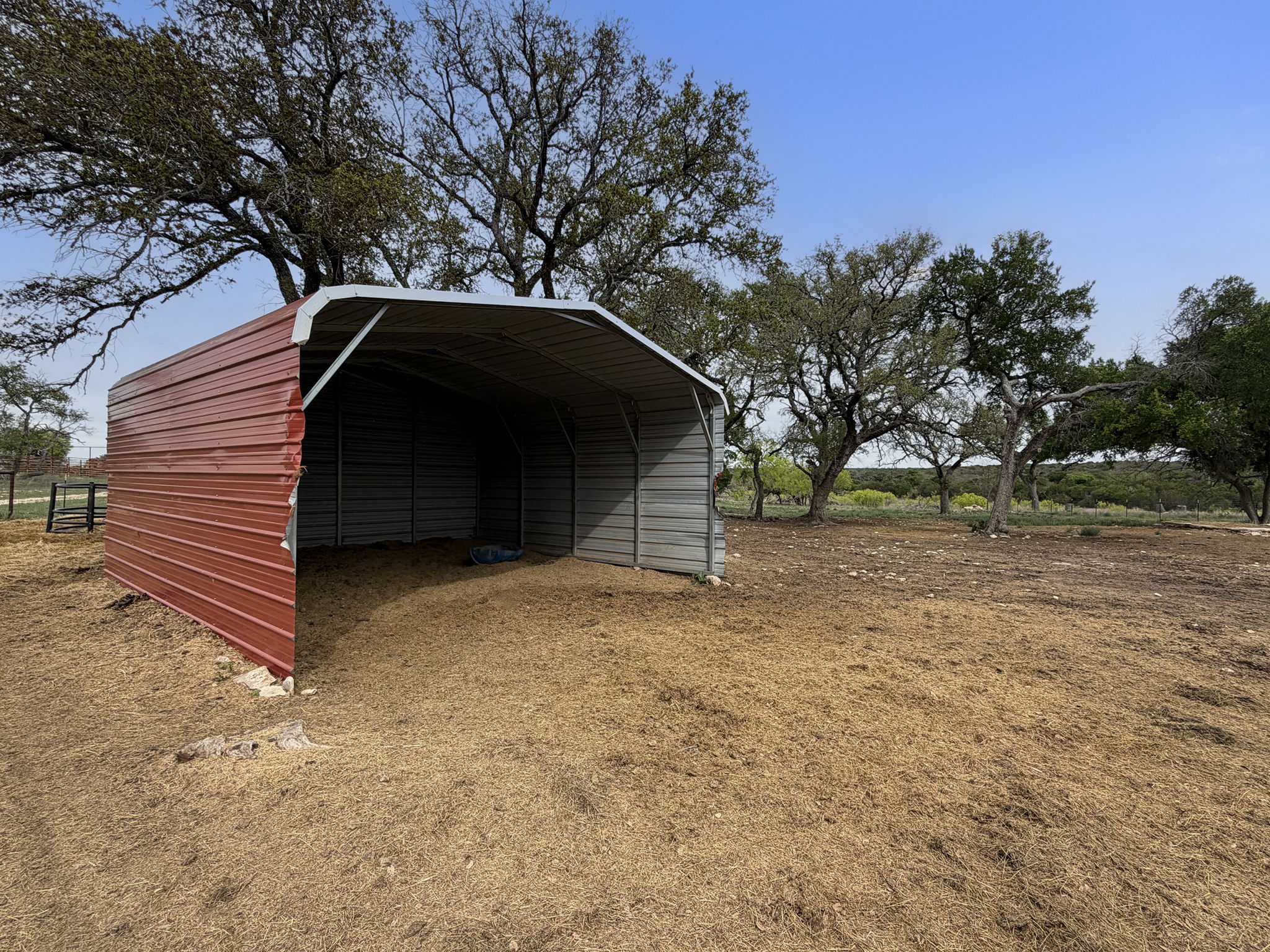 main property photo 14