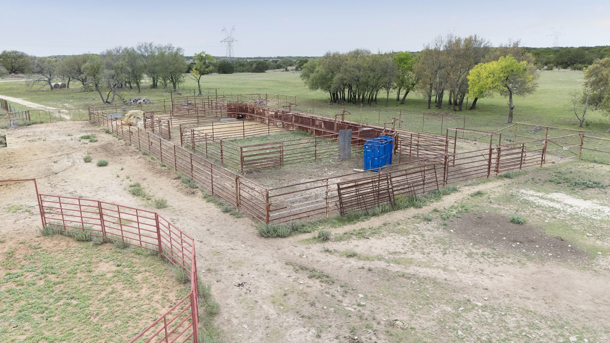 main property photo 31
