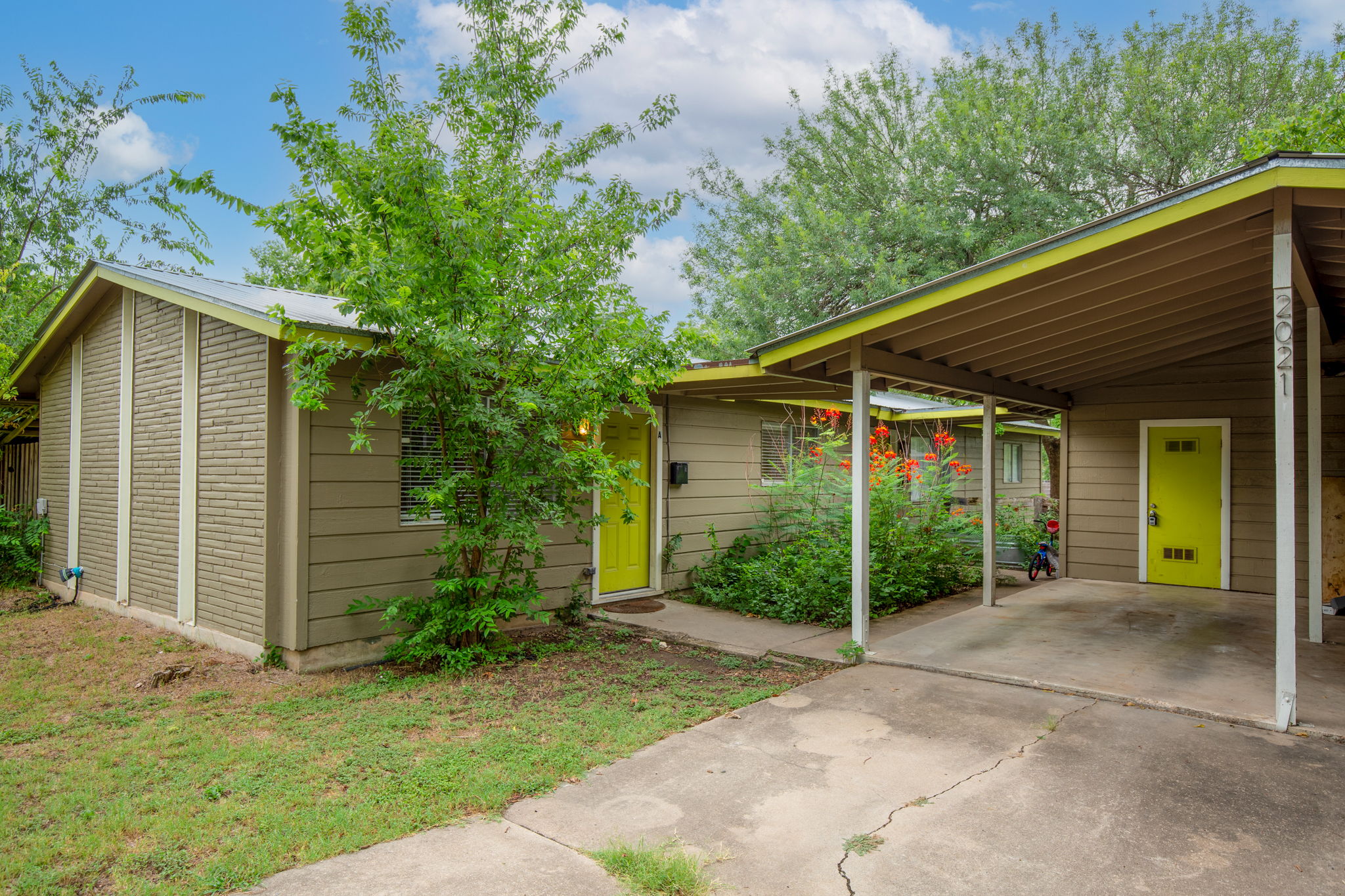 main property photo 15