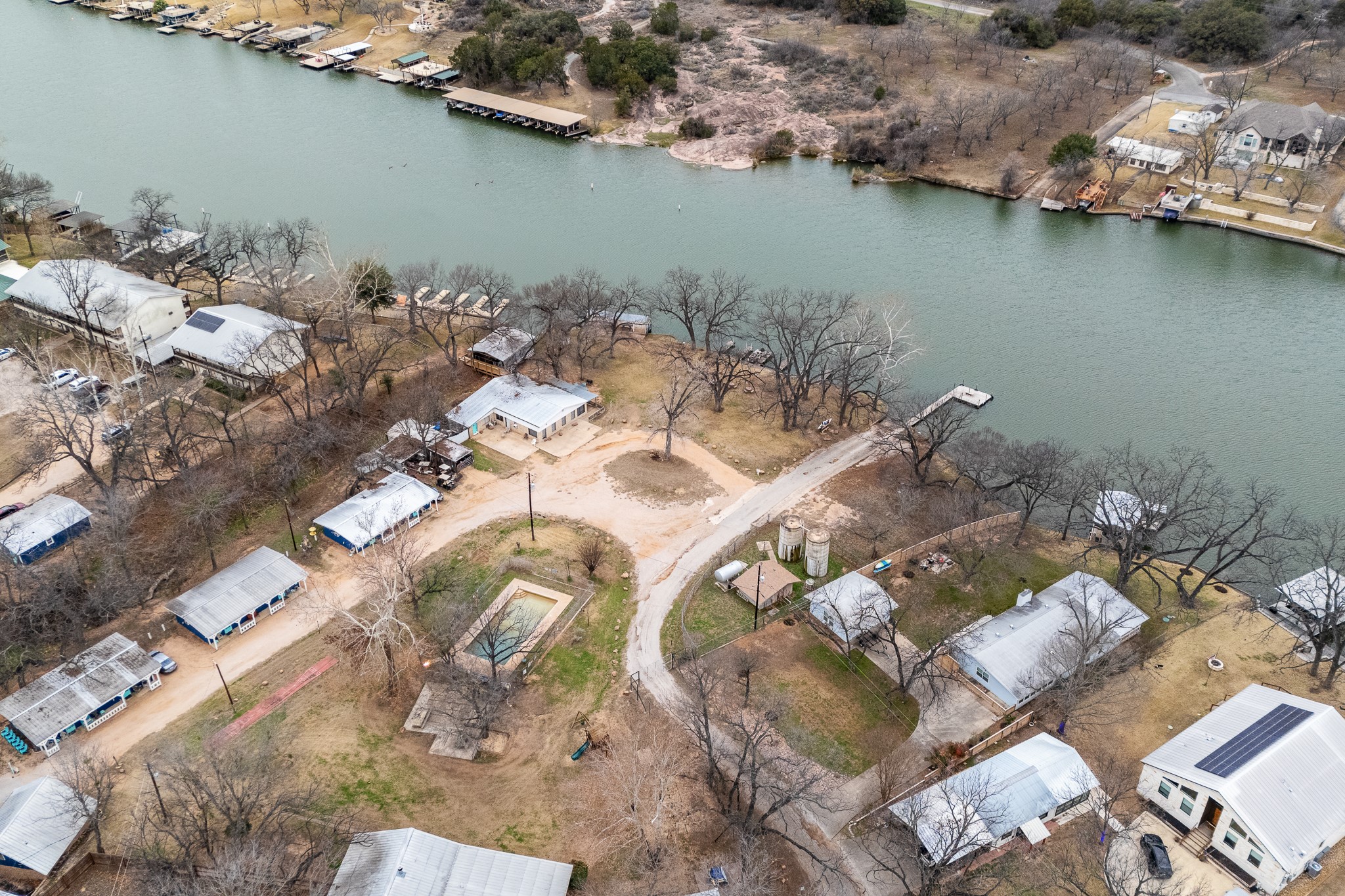 main property photo 39