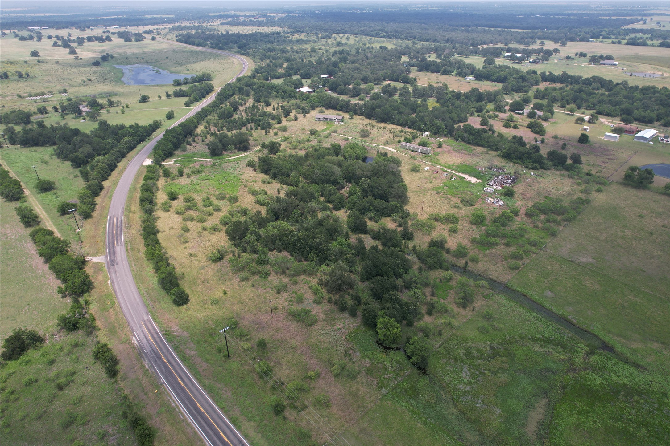 main property photo 3