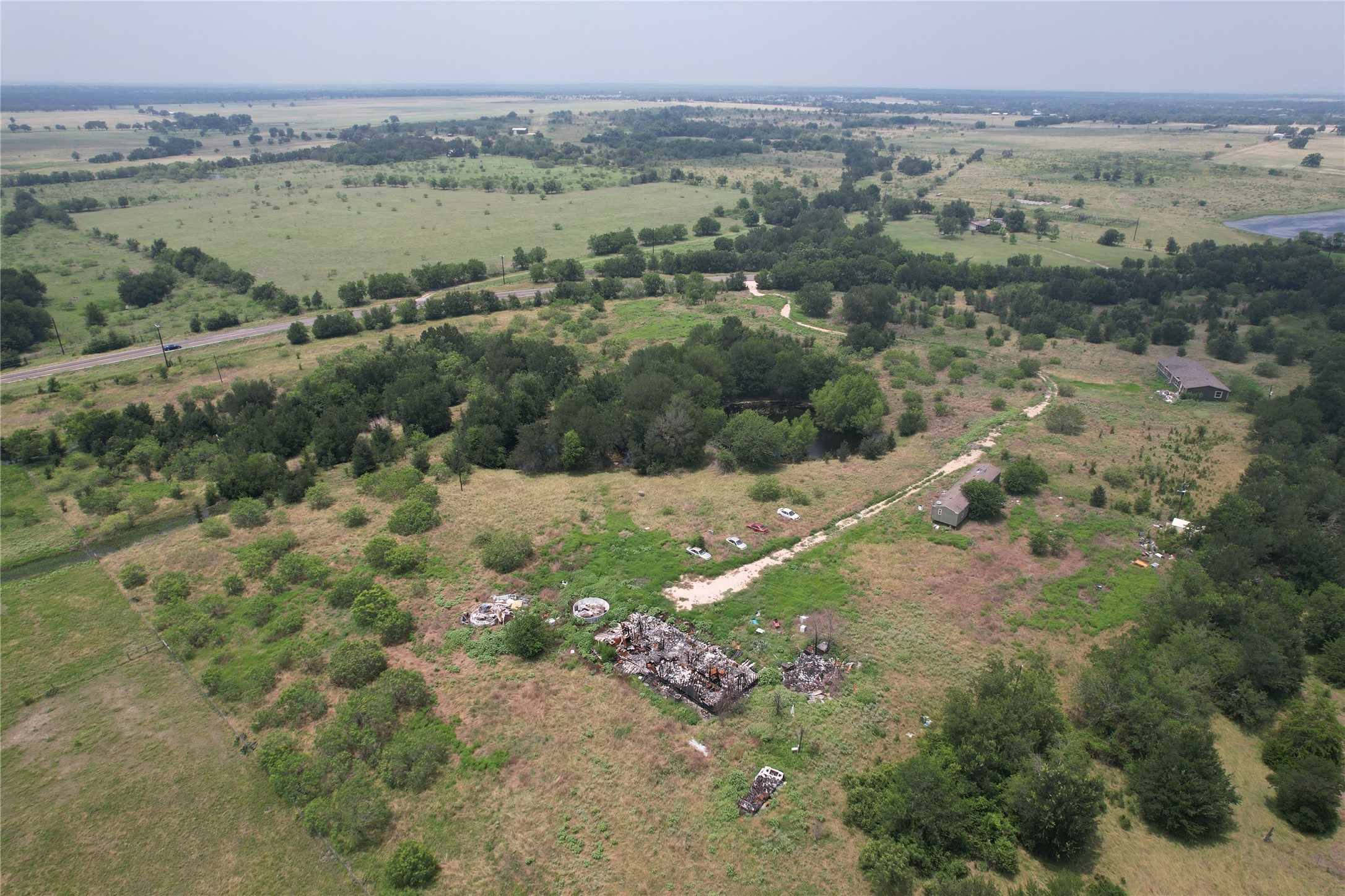 main property photo 4