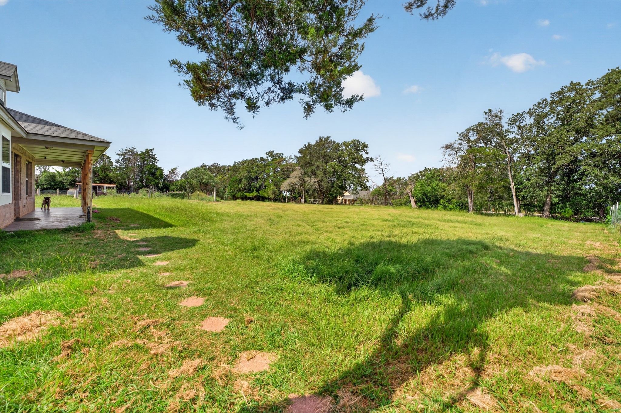 main property photo 26