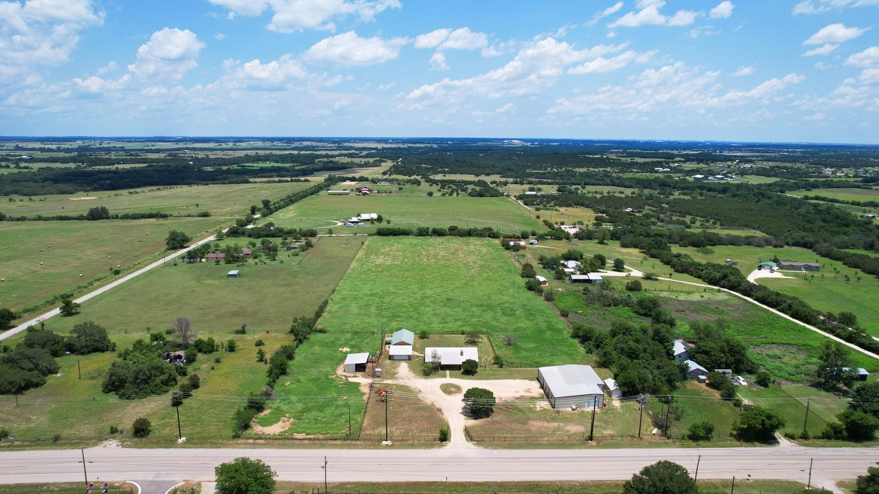 main property photo 34