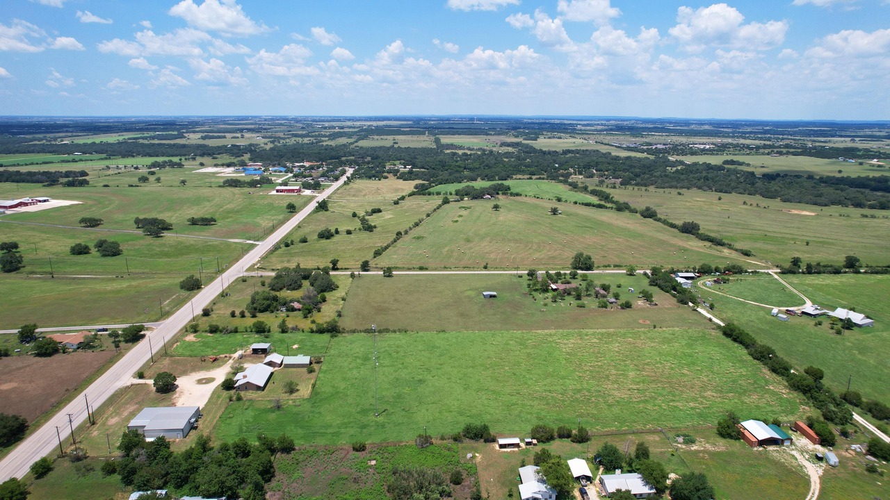 main property photo 35