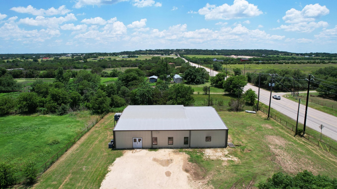 main property photo 38