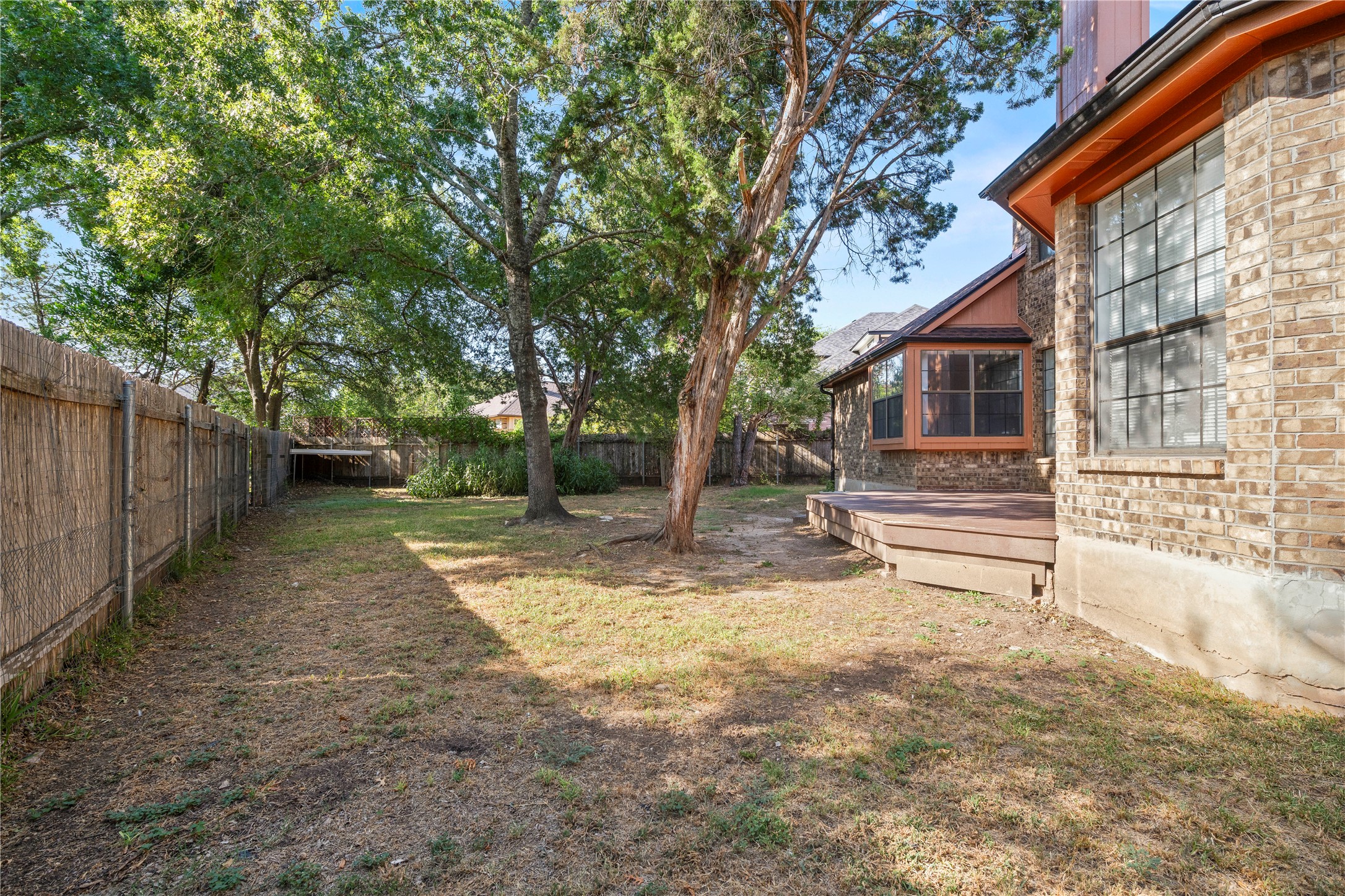 main property photo 39