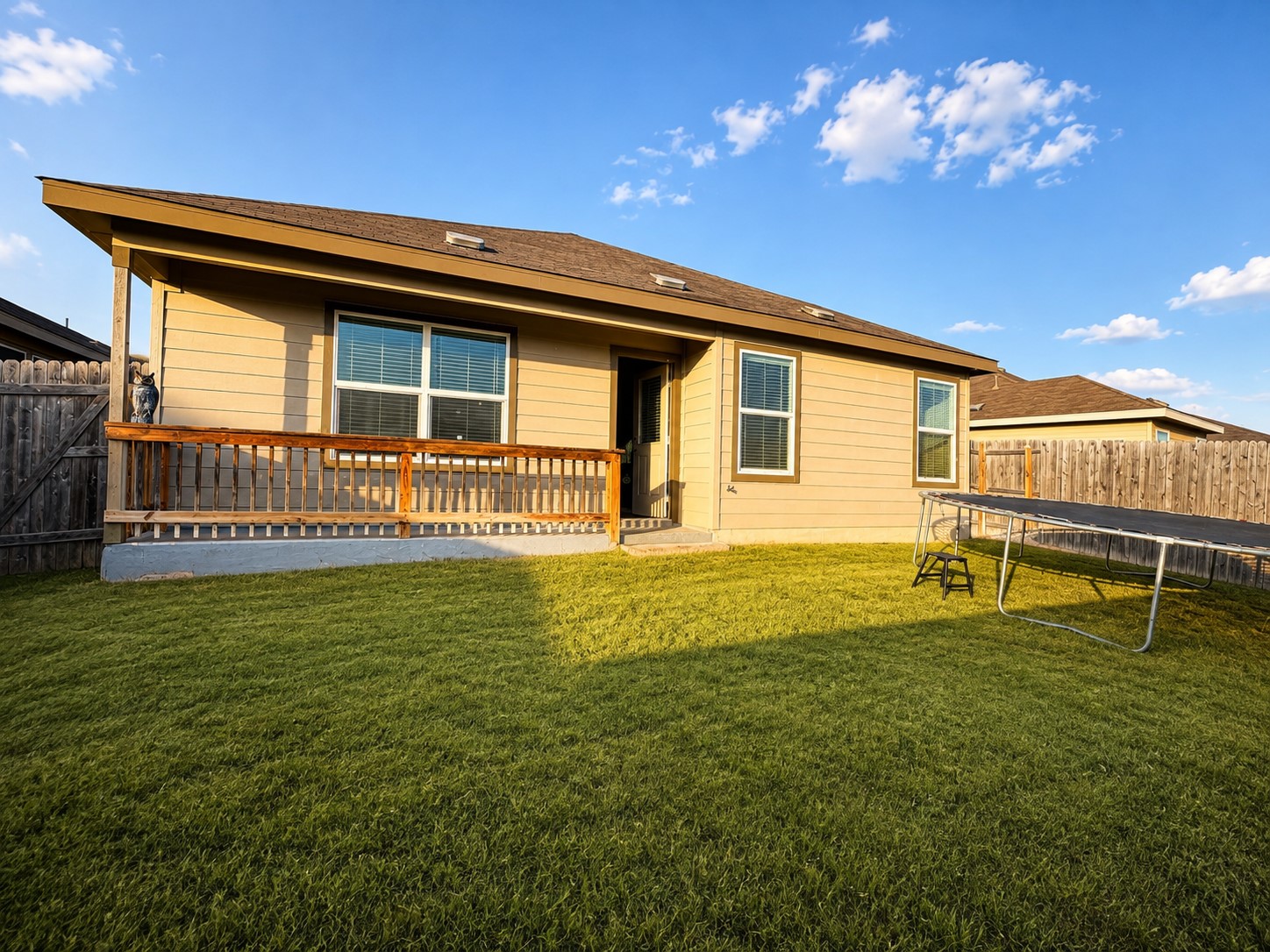 main property photo 22