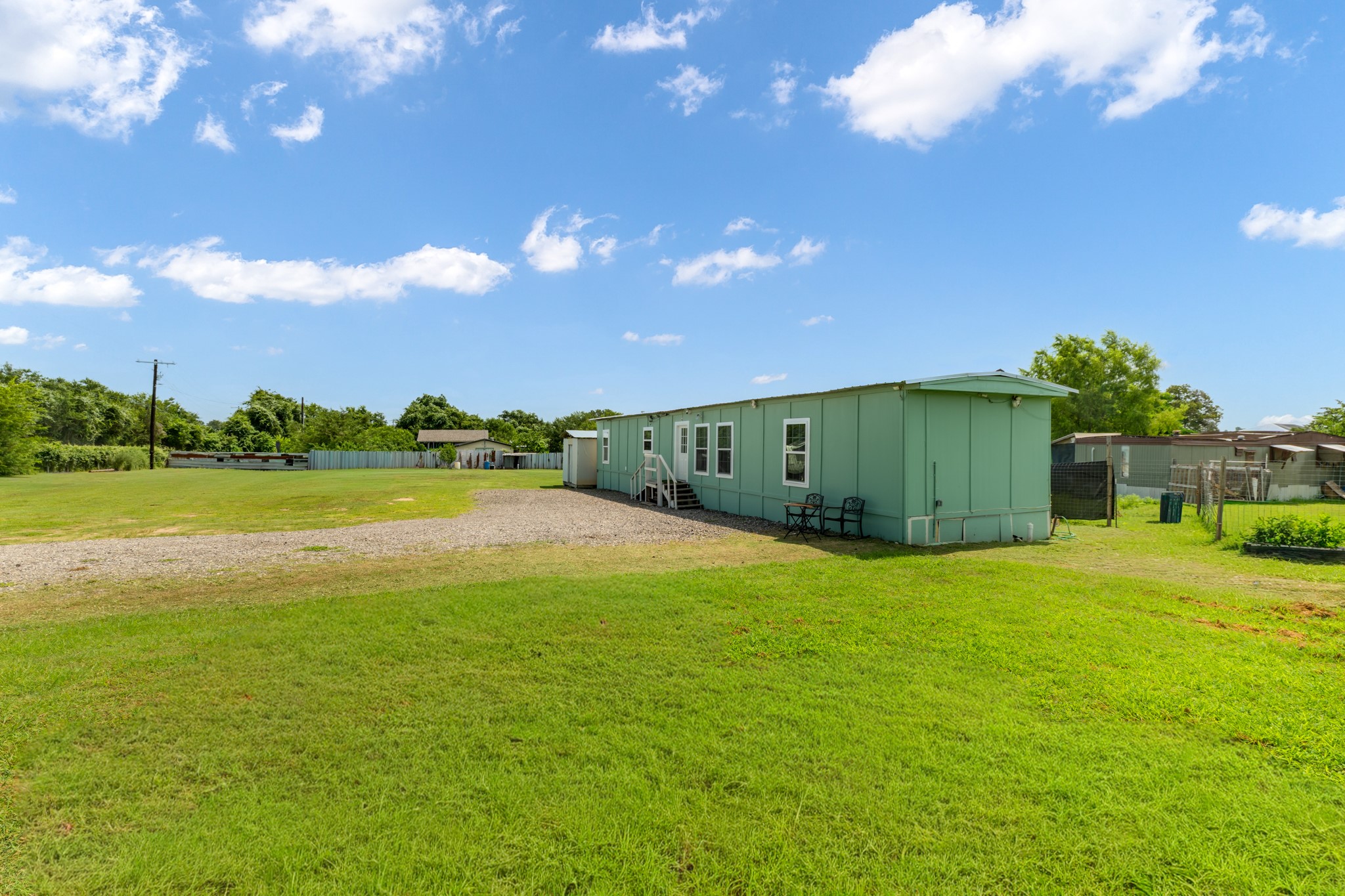 main property photo 29