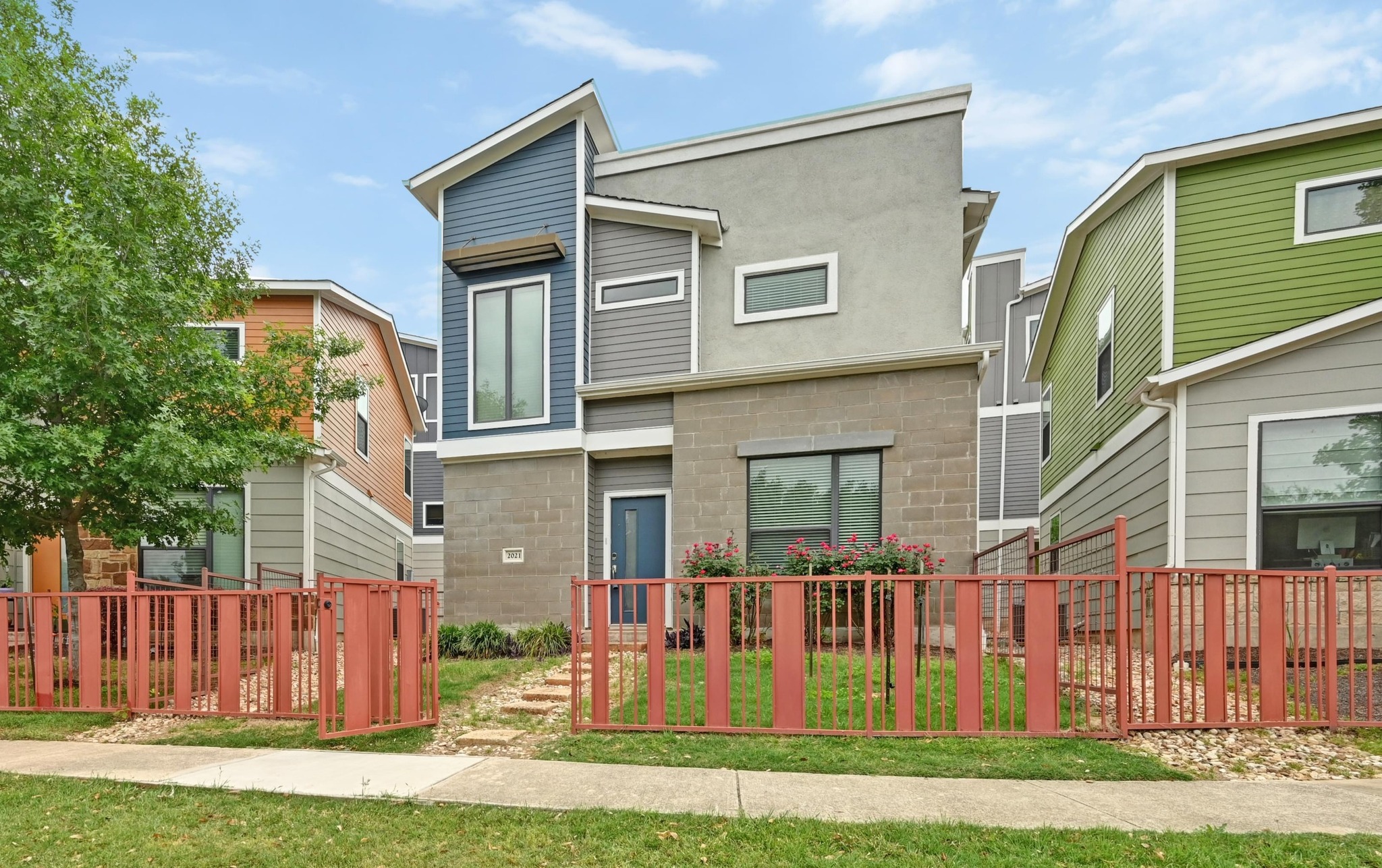 main property photo 1