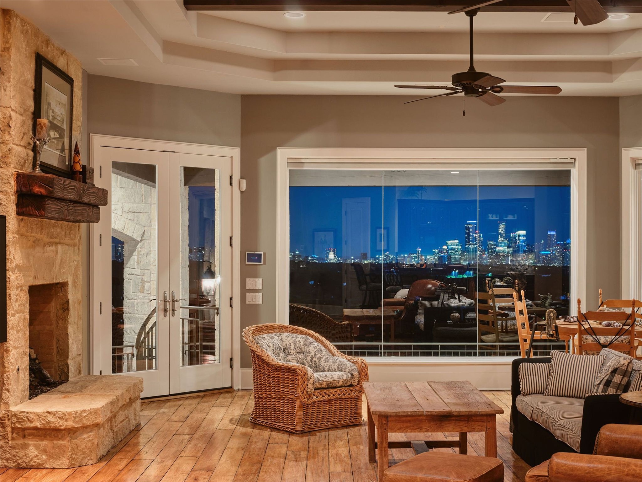 main property photo 25