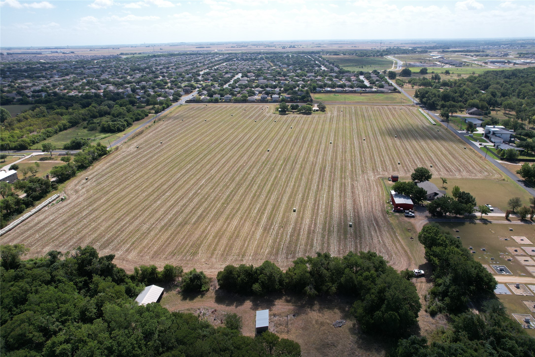 main property photo 8