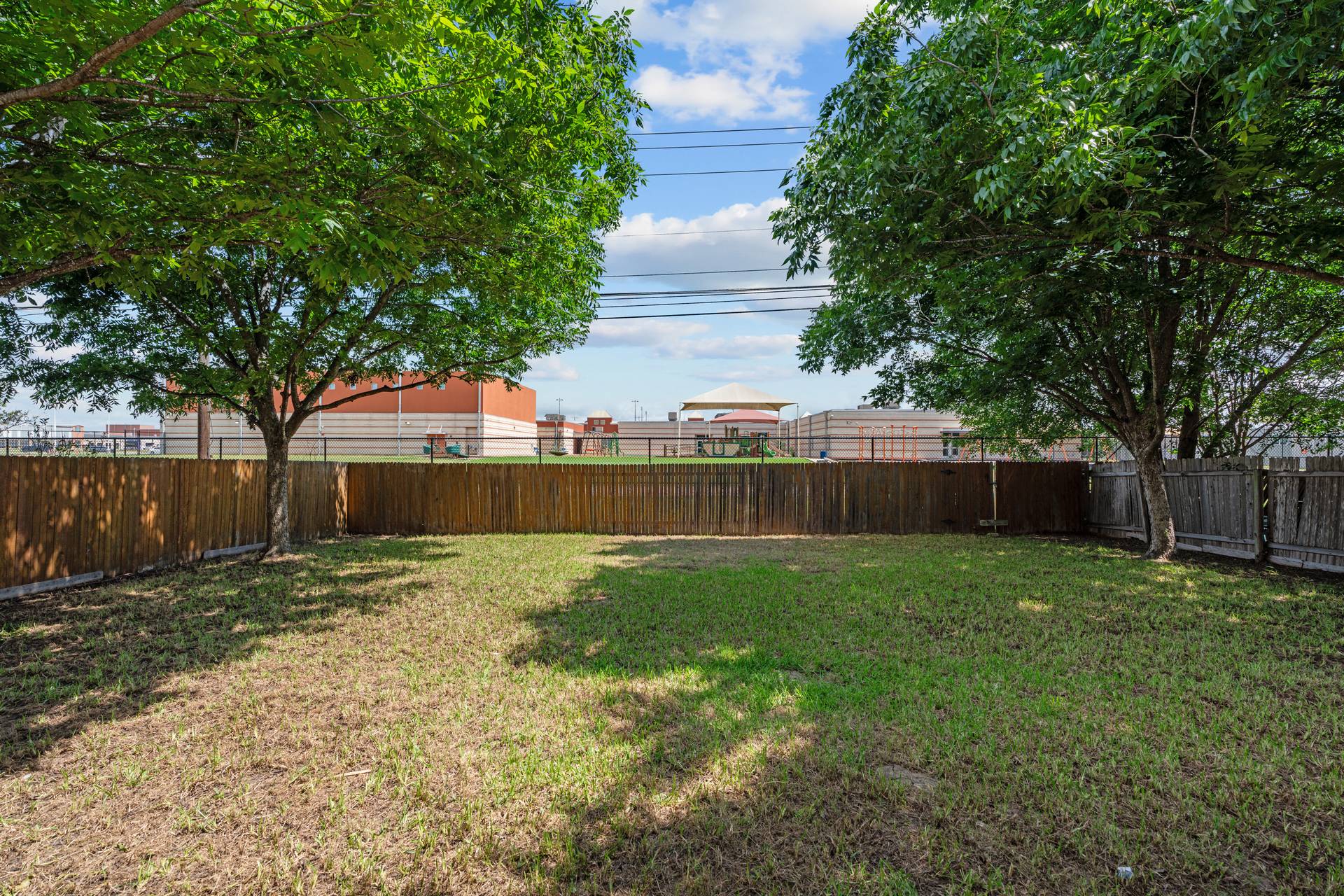 main property photo 38