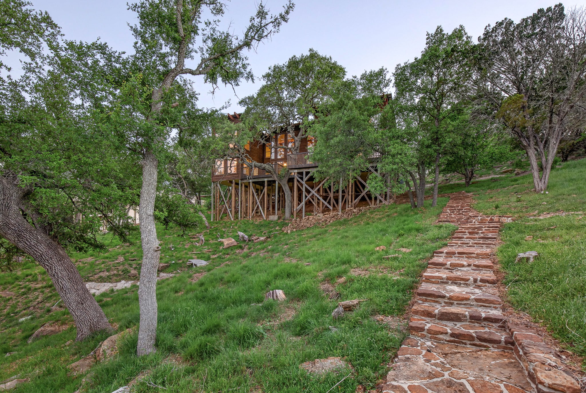 main property photo 36