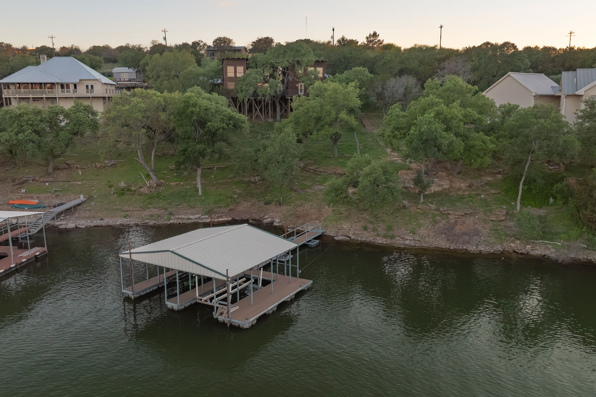 main property photo 38
