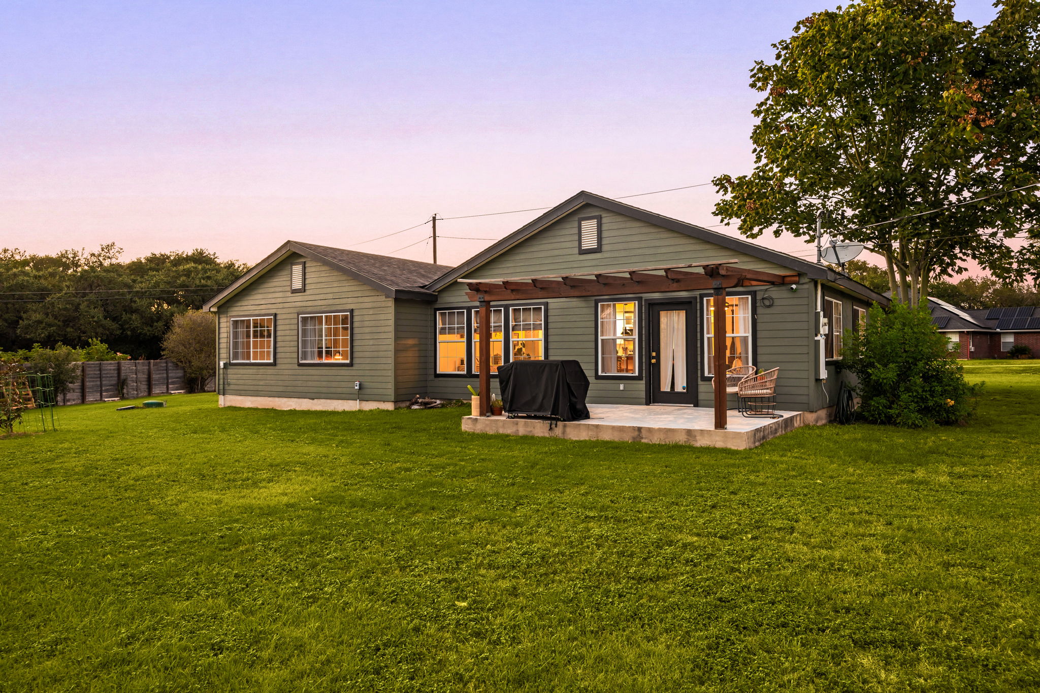 main property photo 3