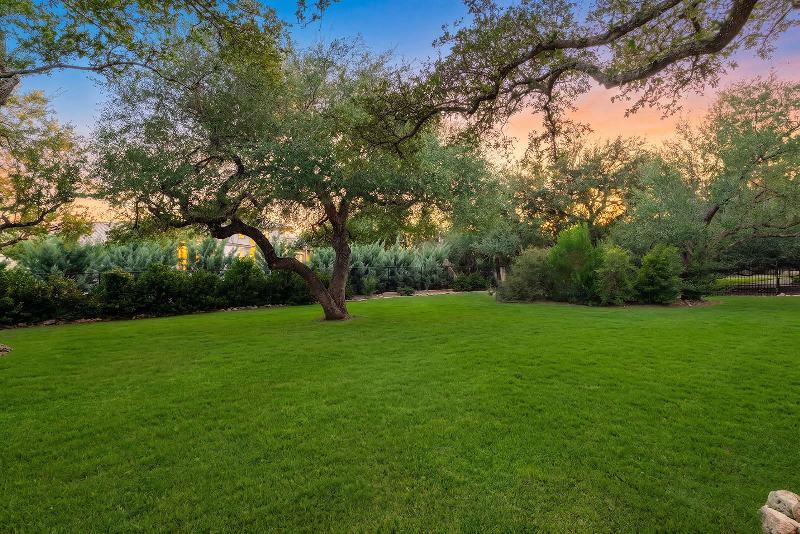 main property photo 27