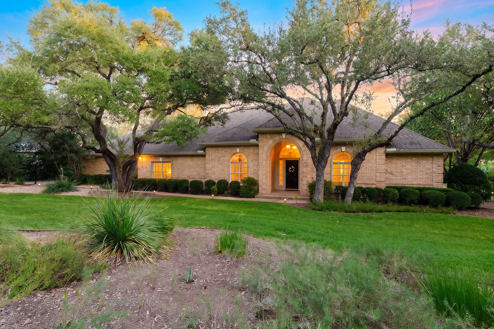 main property photo 33