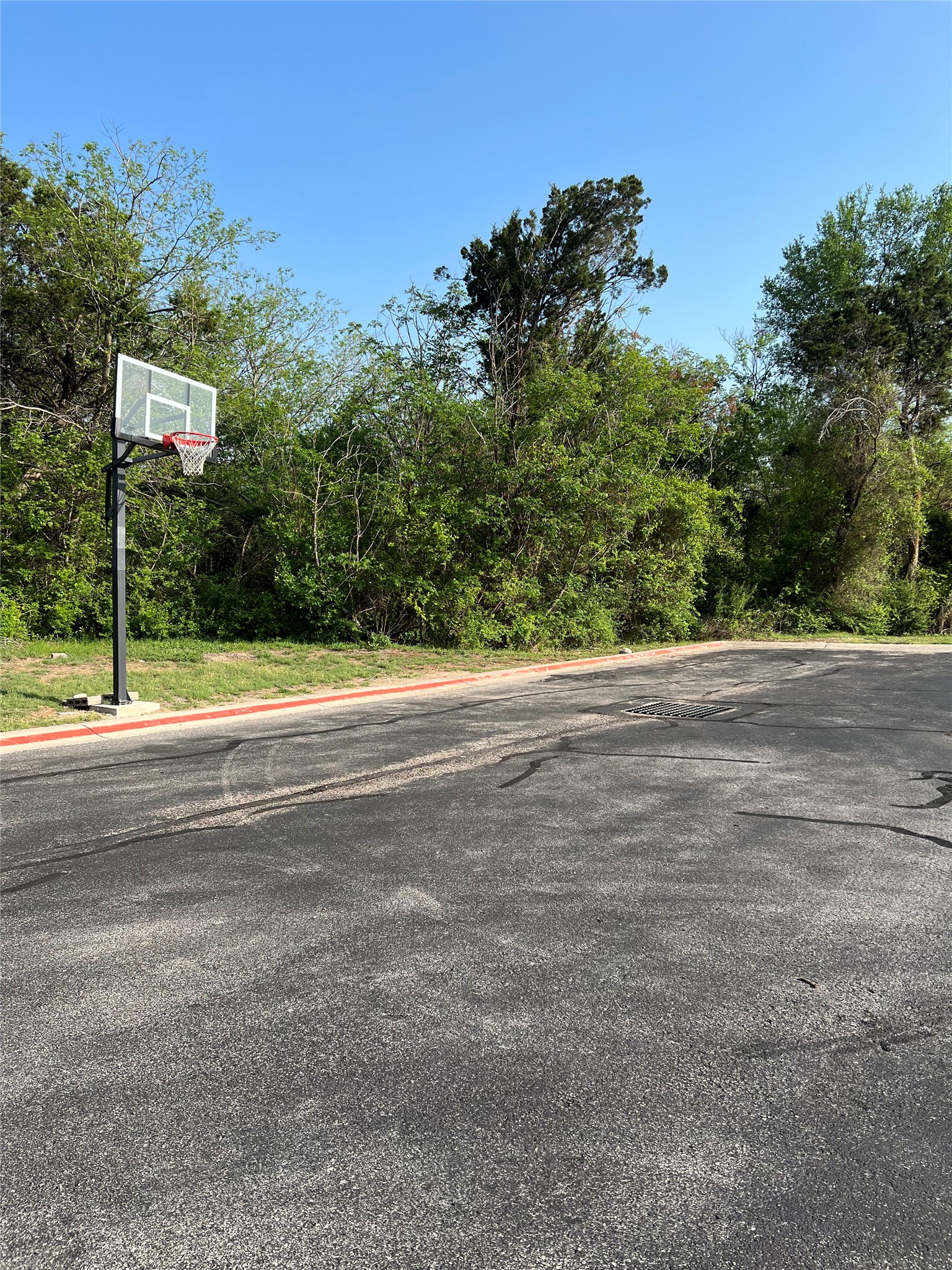 main property photo 25
