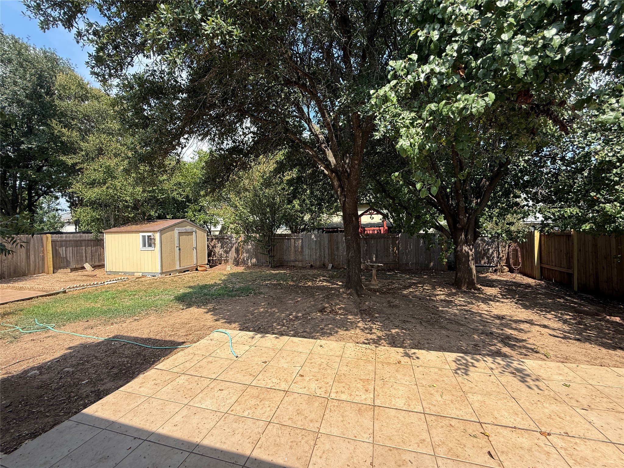 main property photo 13