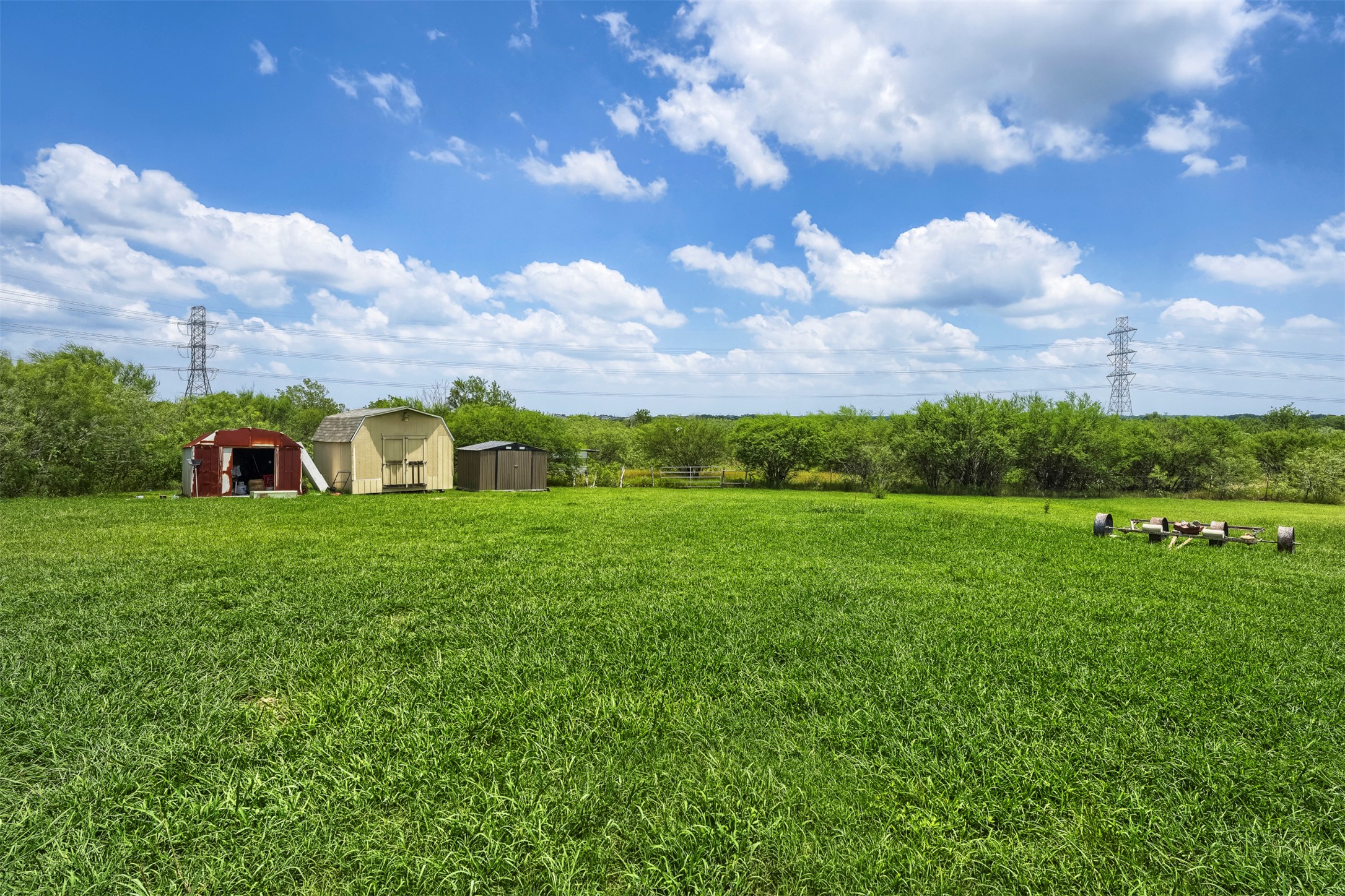 main property photo 37