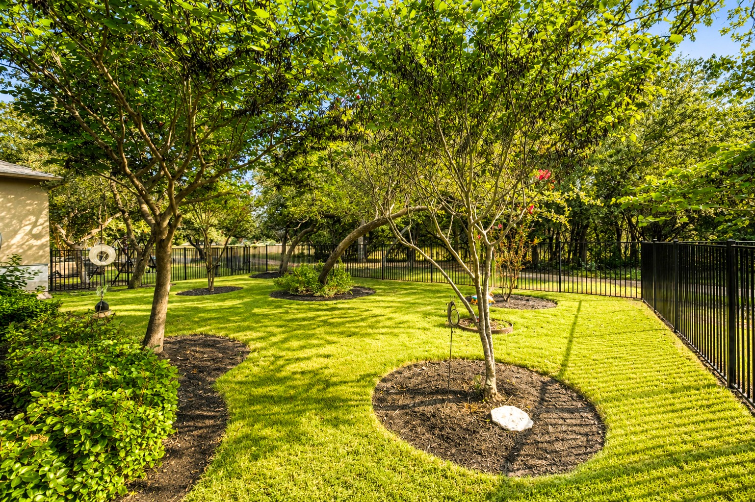 main property photo 26