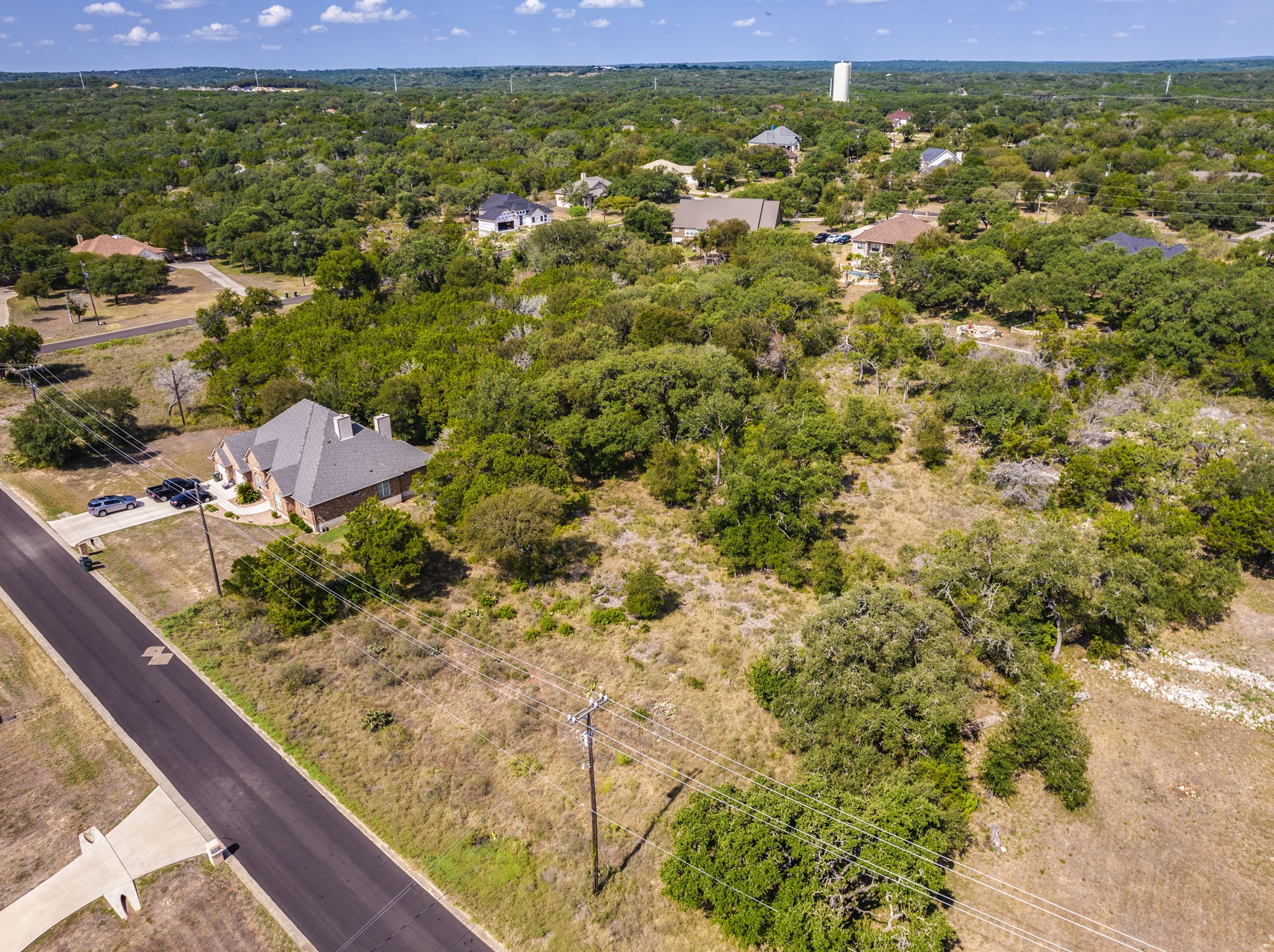 main property photo 11