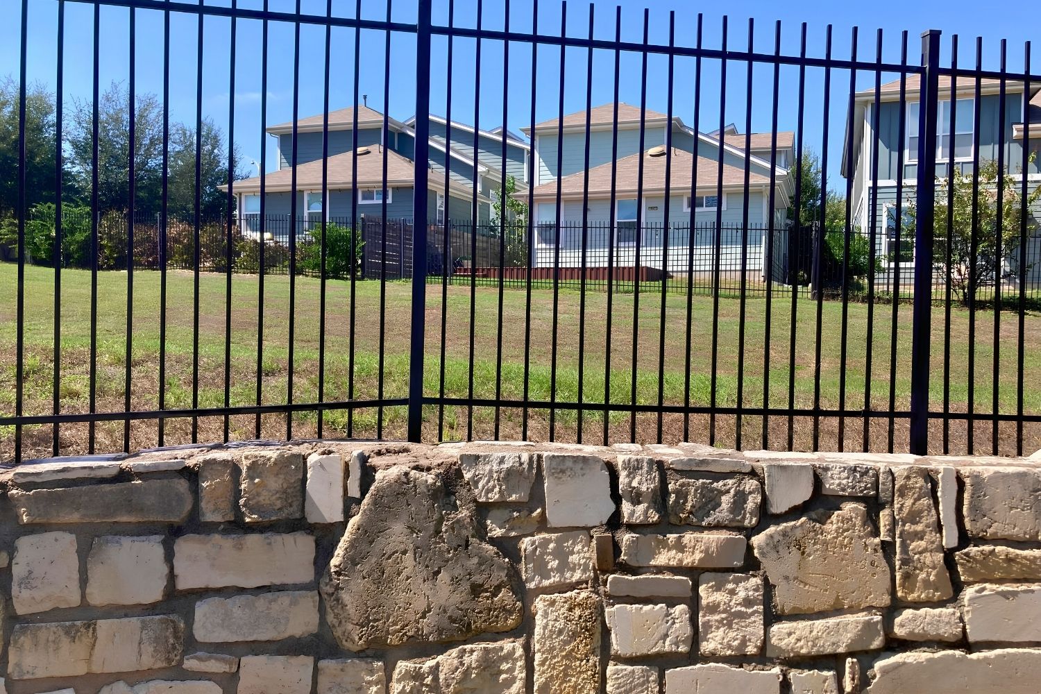 main property photo 24