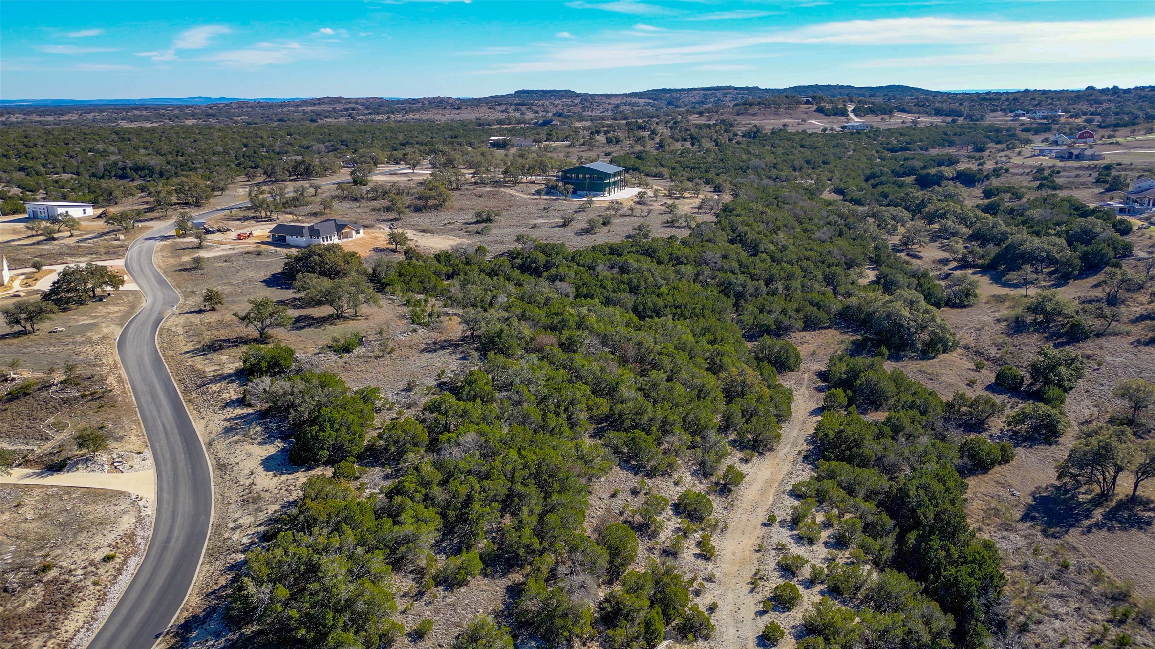 main property photo 10