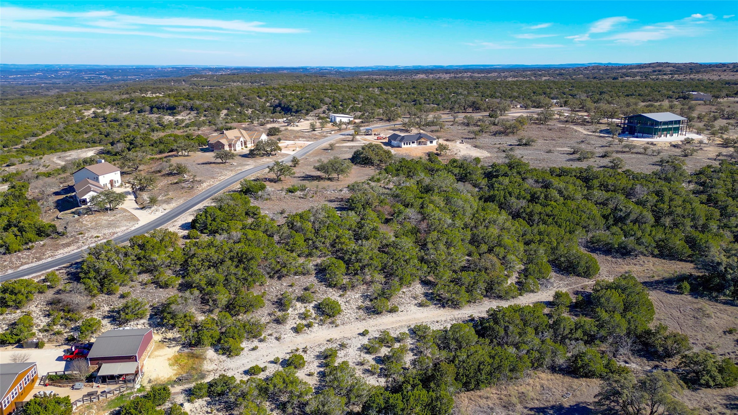 main property photo 11