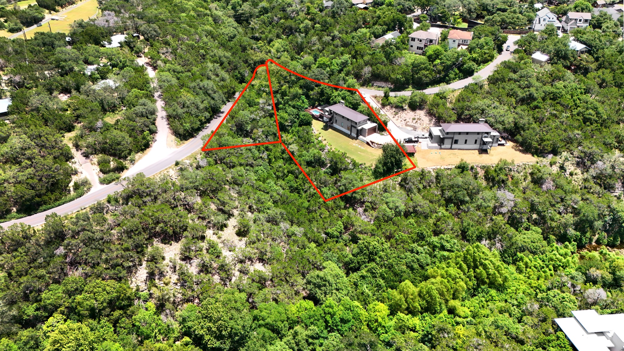 main property photo 33