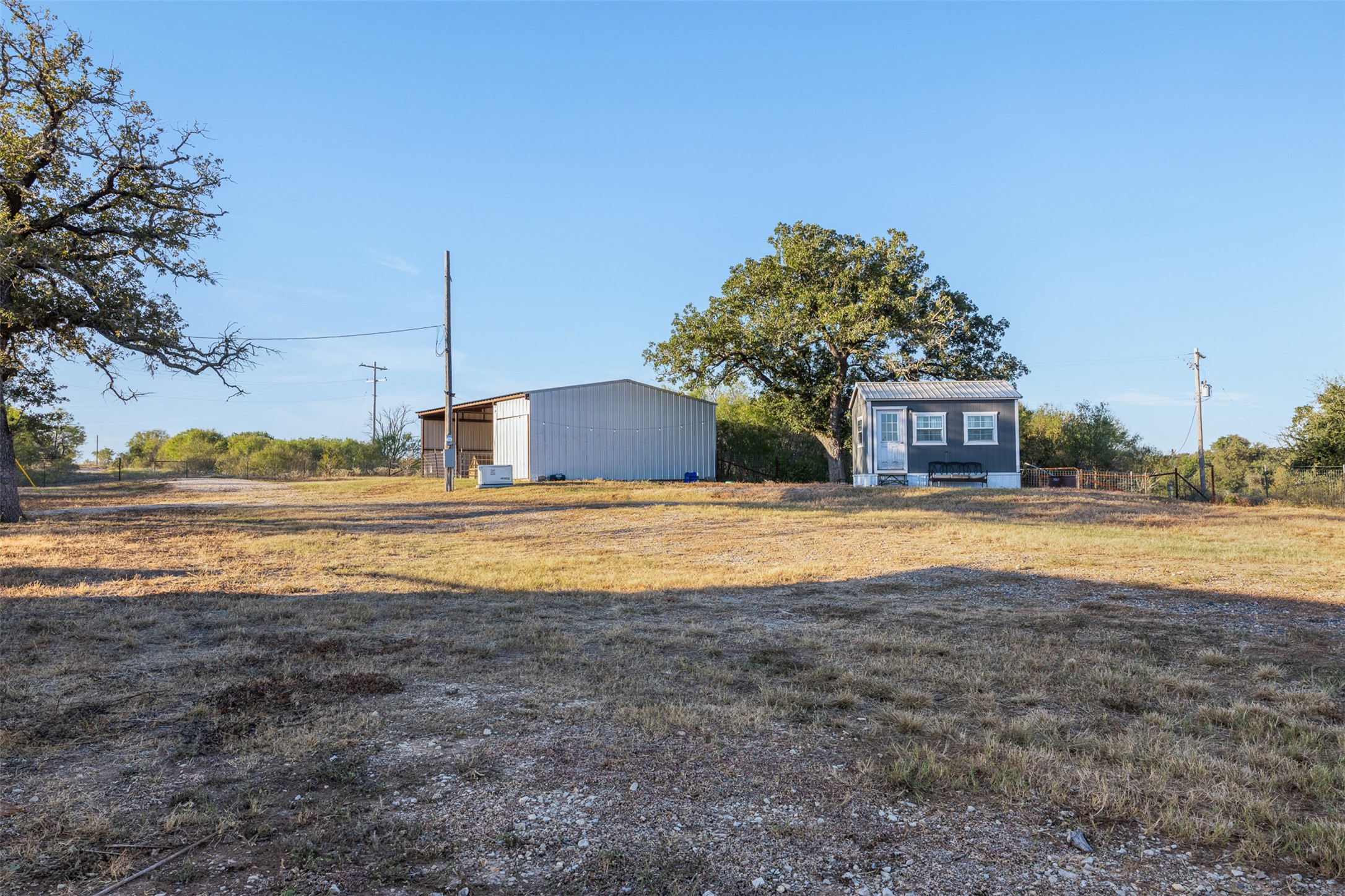 main property photo 15