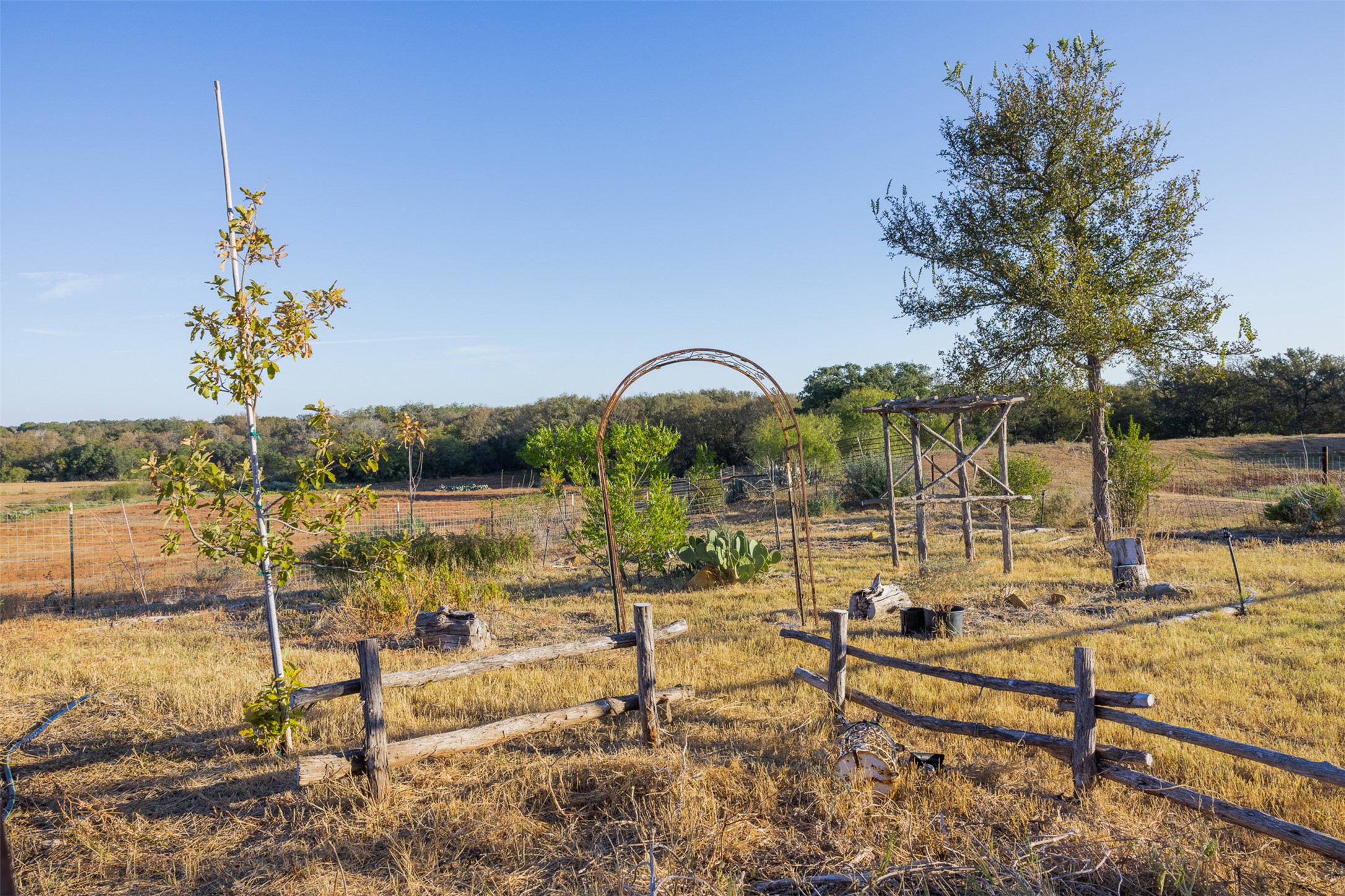 main property photo 19